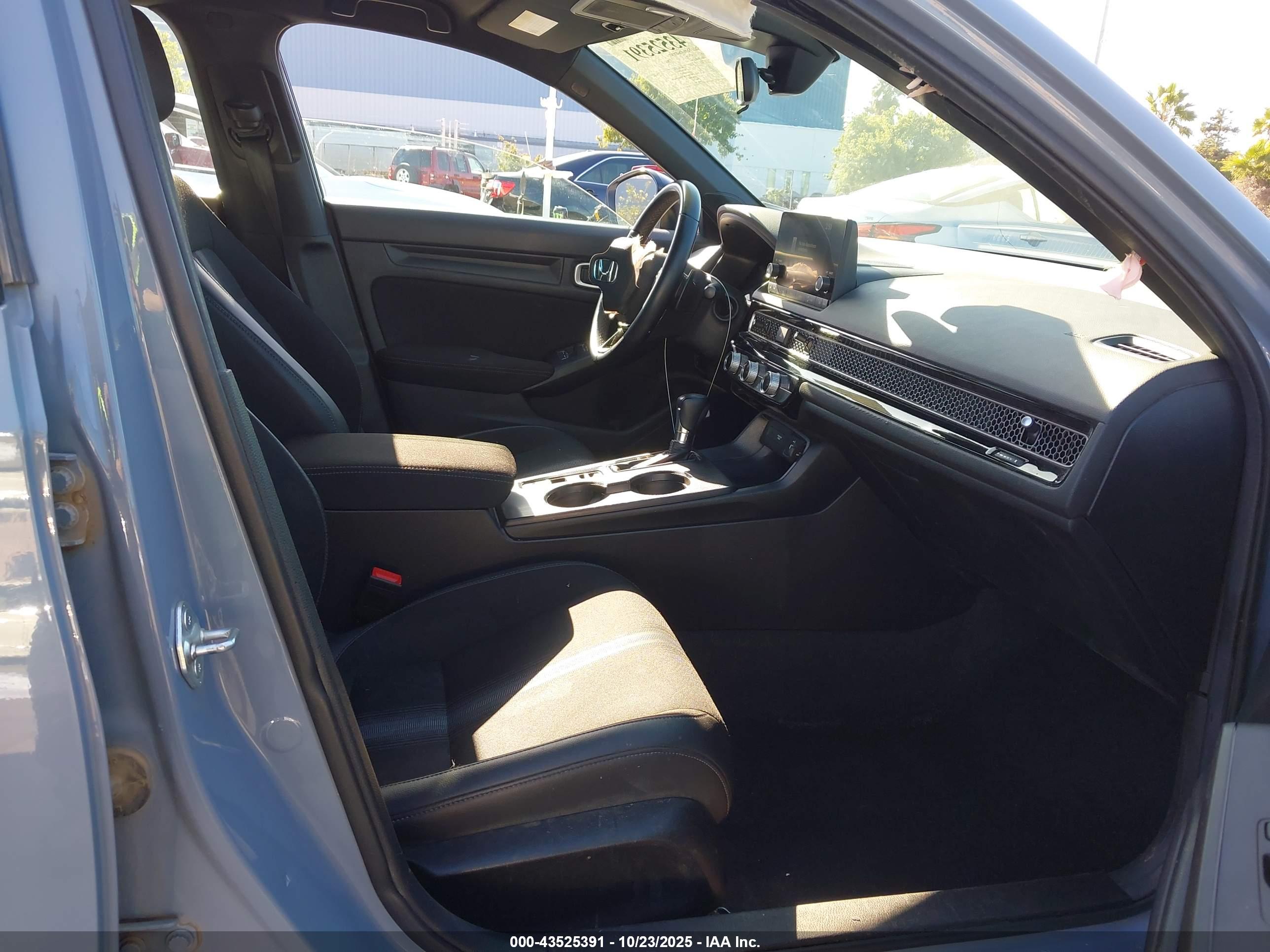 HONDA CIVIC image 5