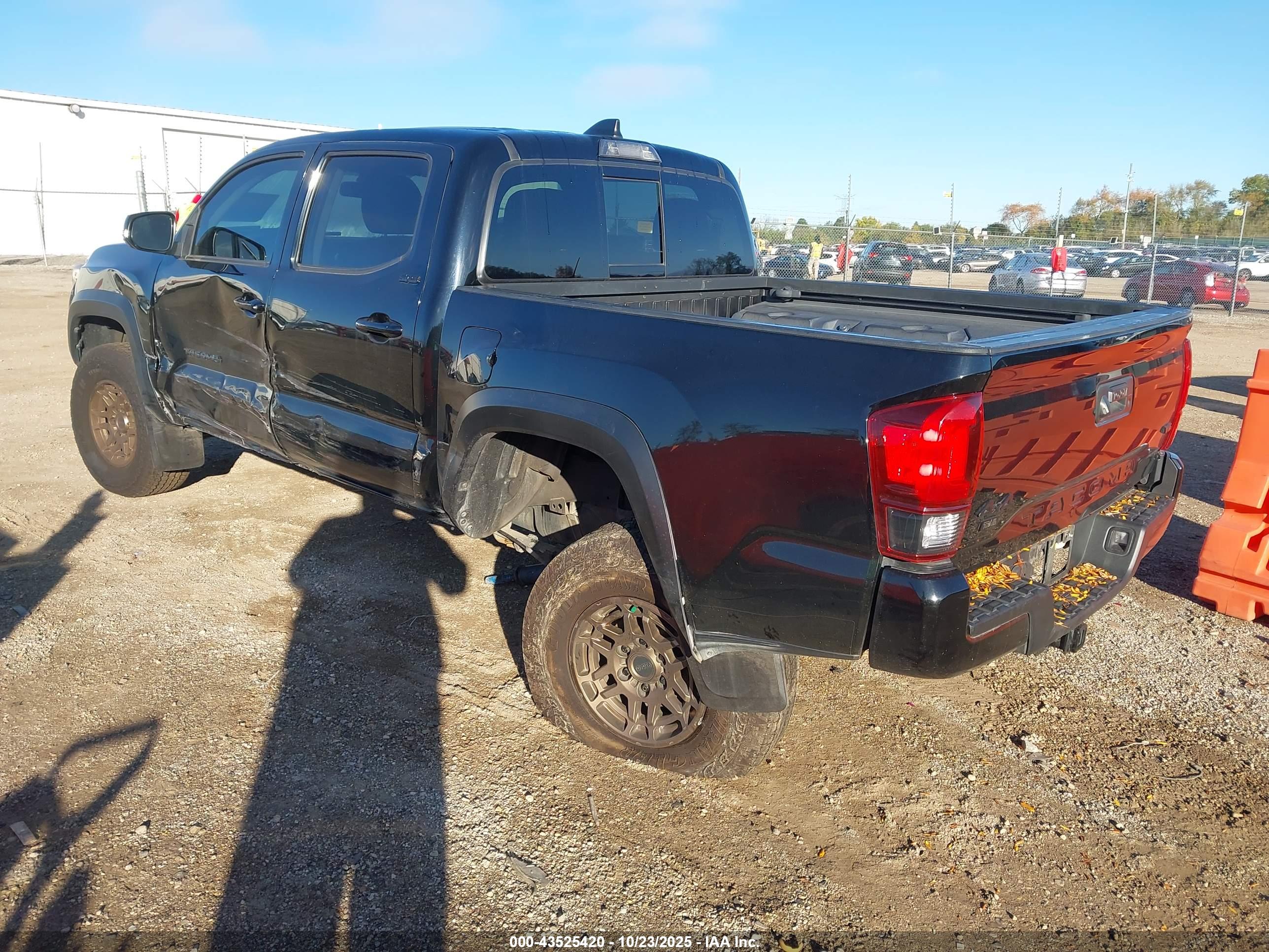 TOYOTA TACOMA image 3