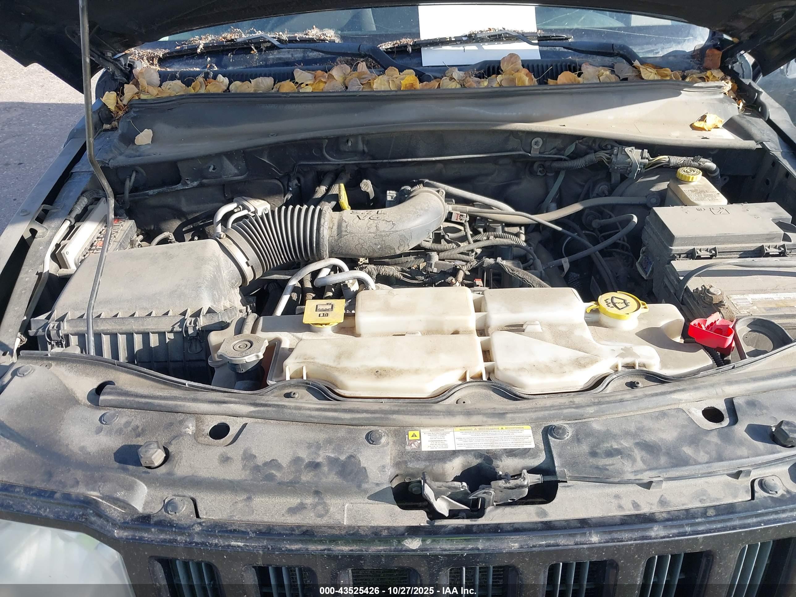 JEEP LIBERTY image 10
