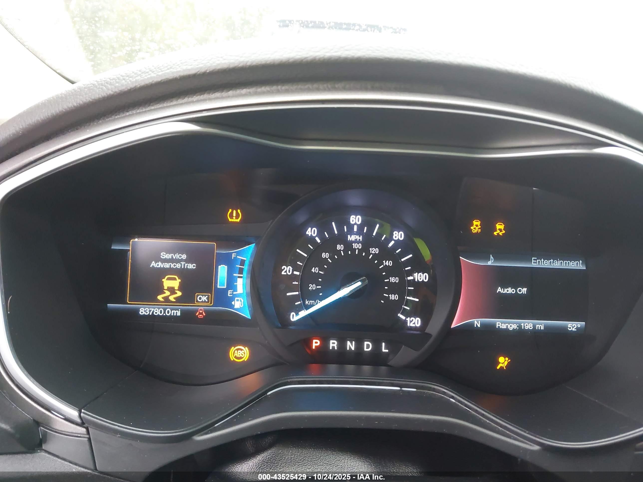 FORD FUSION image 7