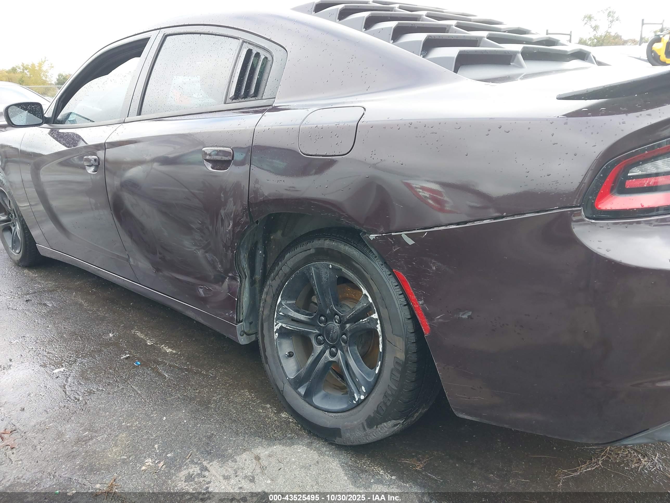 DODGE CHARGER image 6