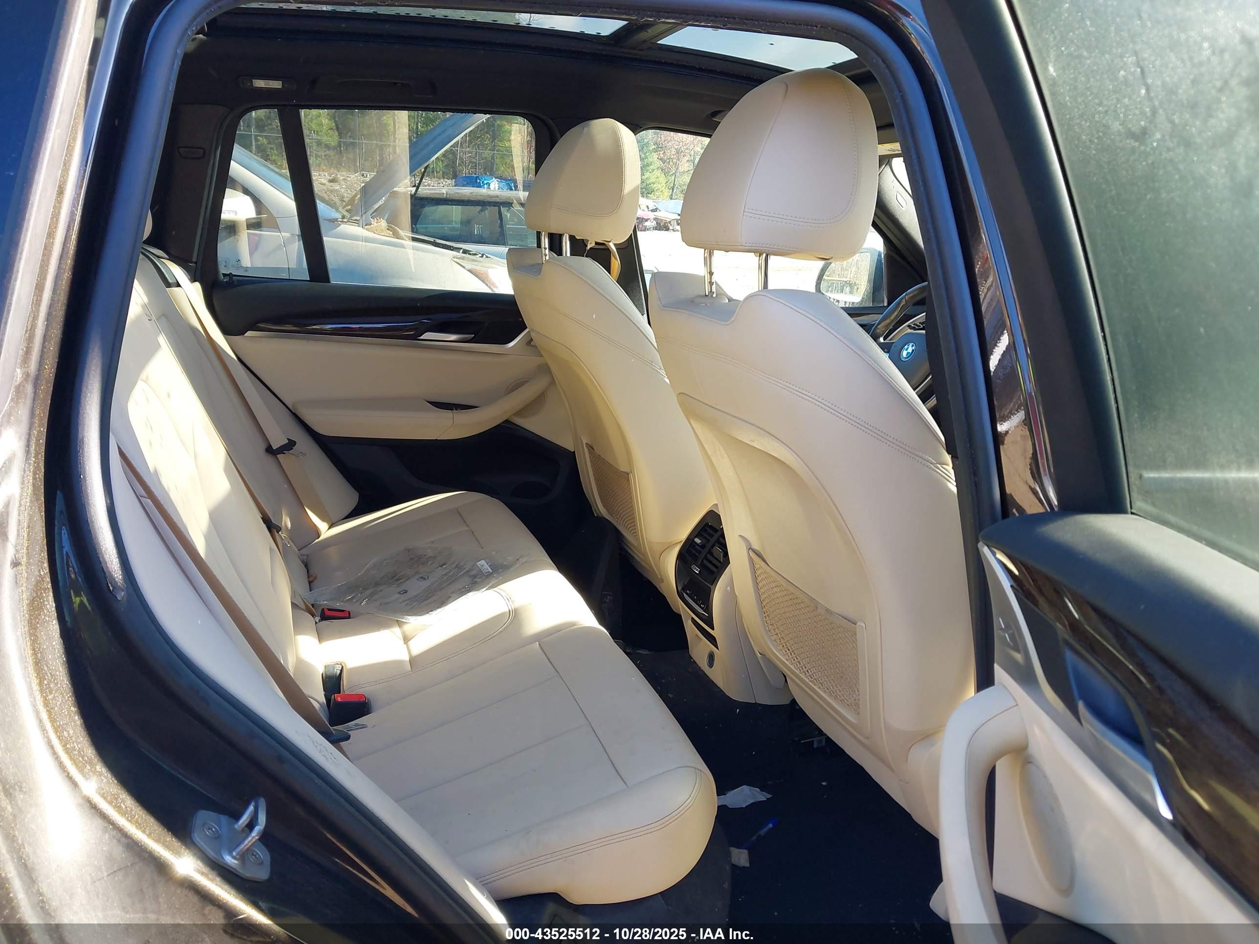 BMW X3 image 8