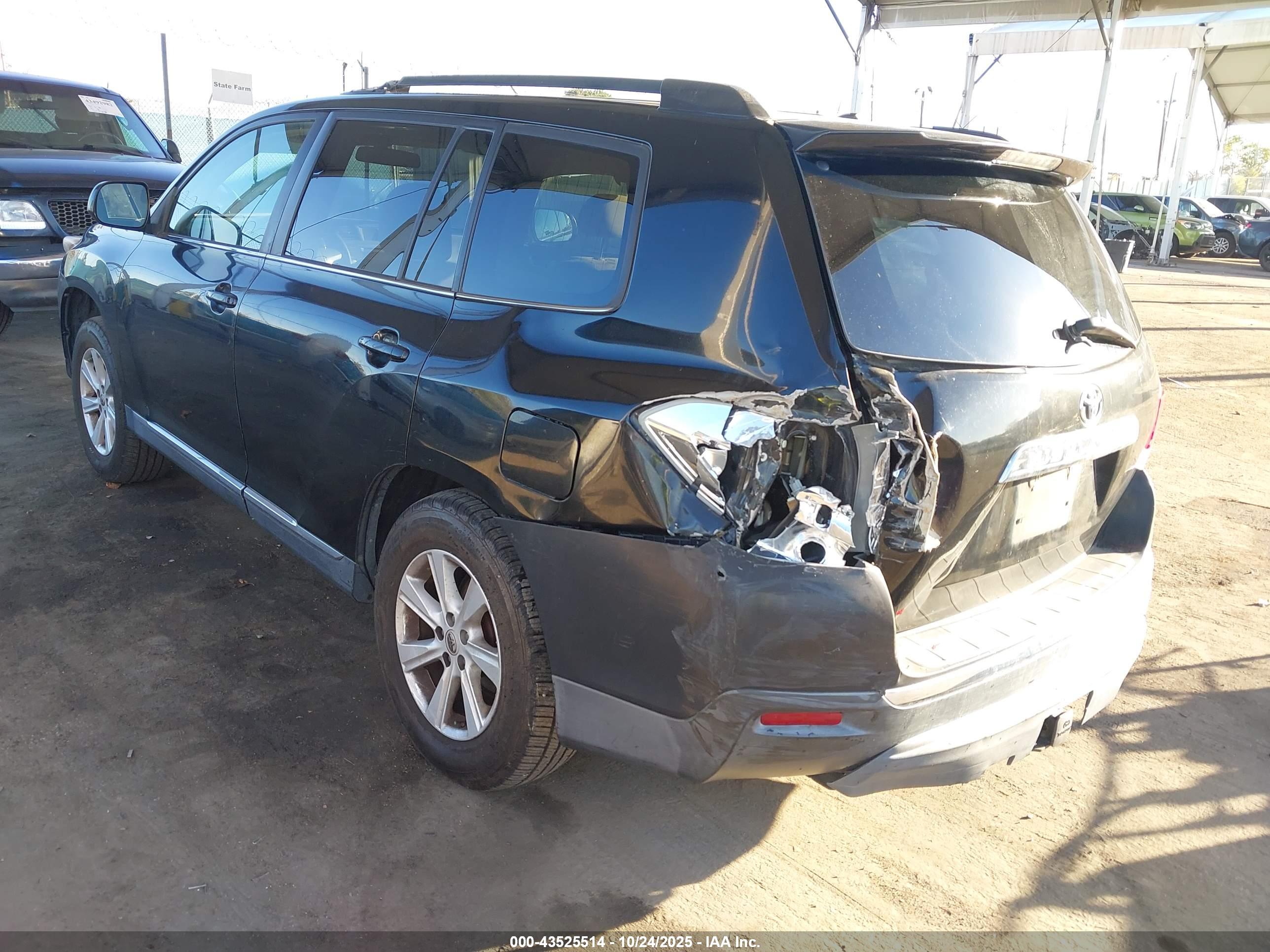 TOYOTA HIGHLANDER image 3