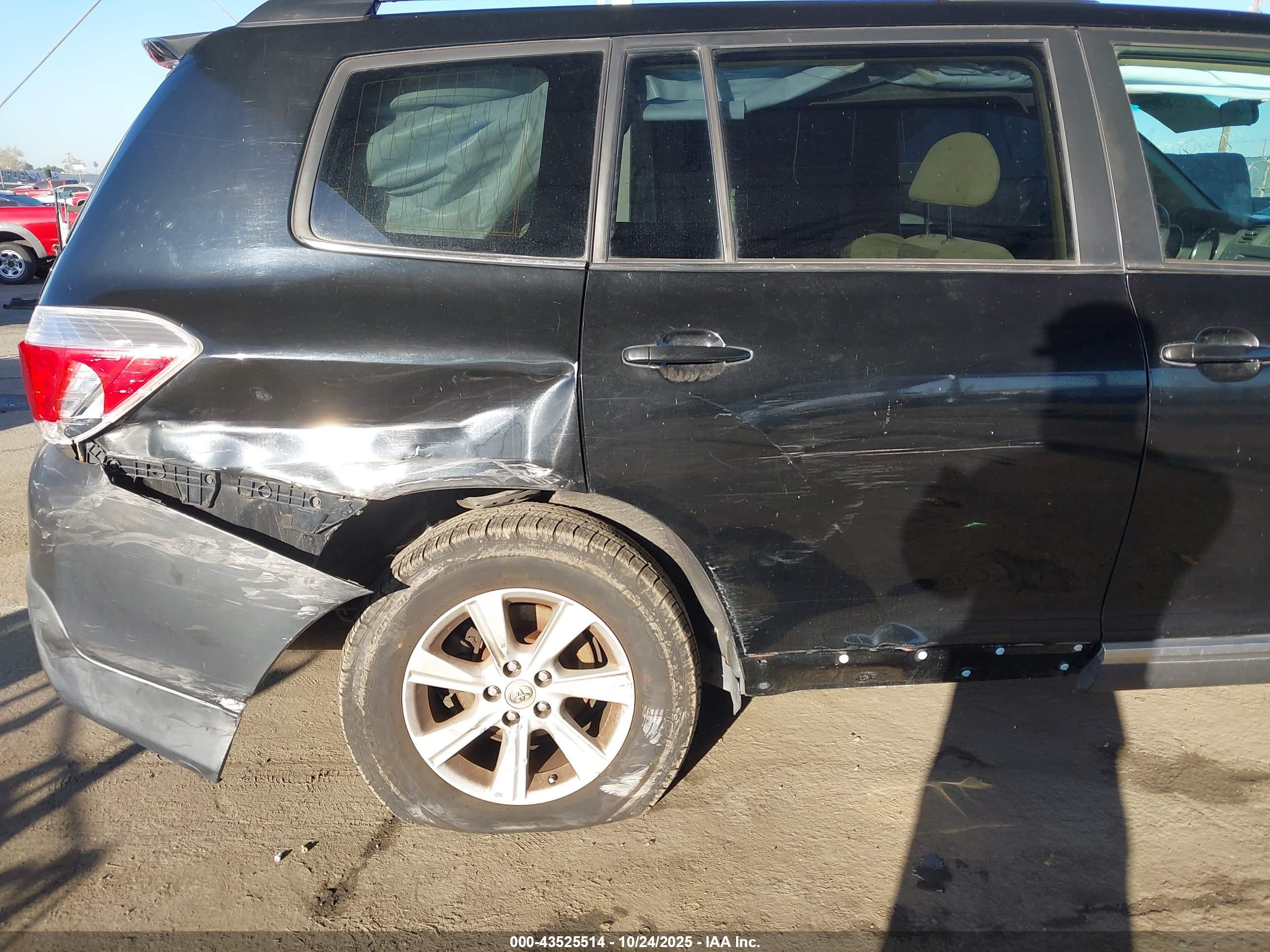 TOYOTA HIGHLANDER image 6