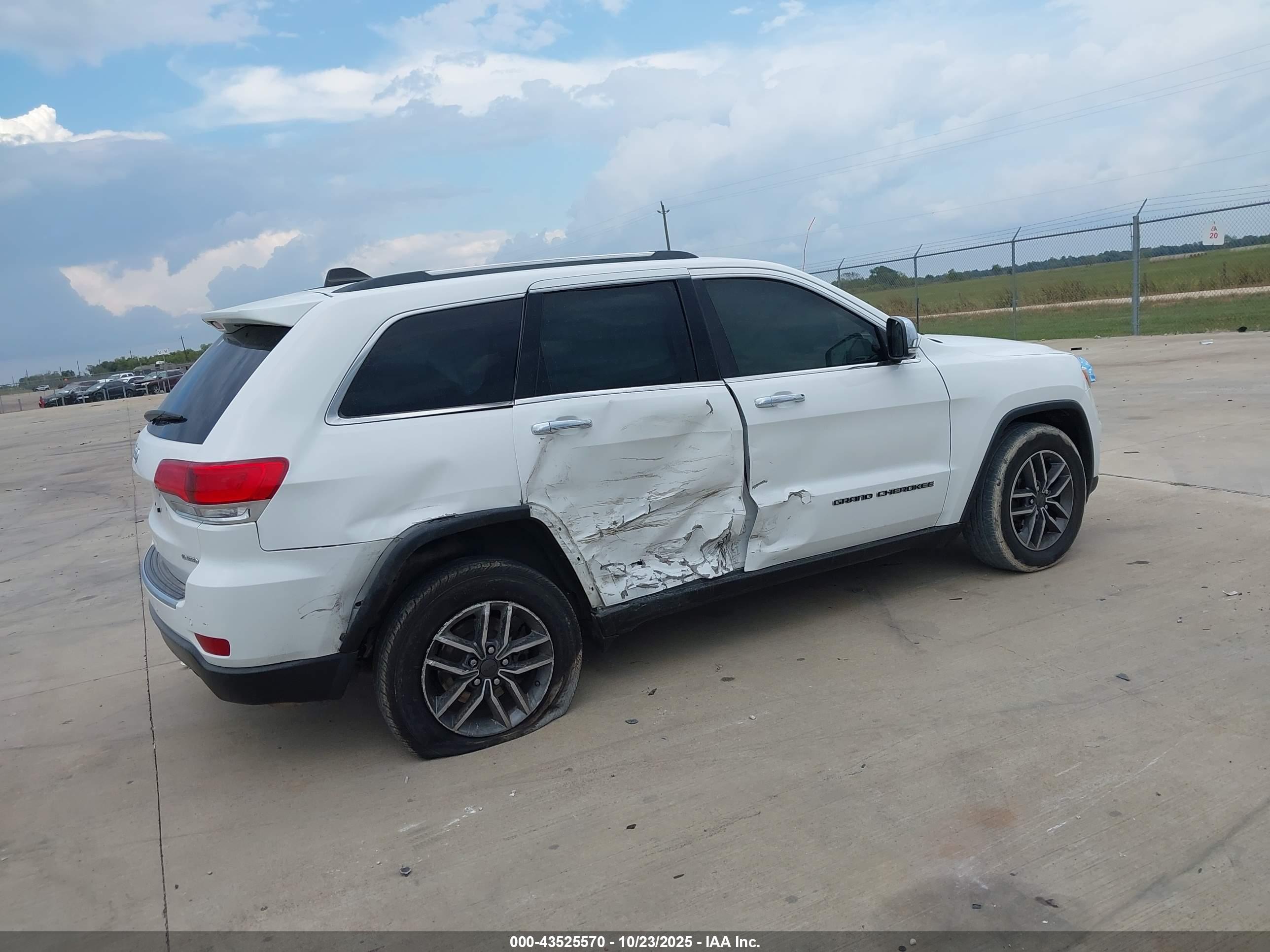 JEEP GRAND image 4