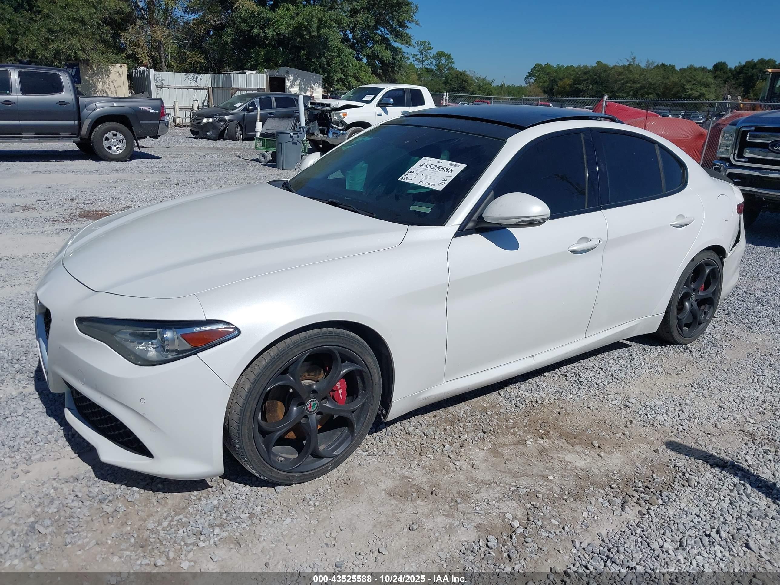 ALFA ROMEO image 2