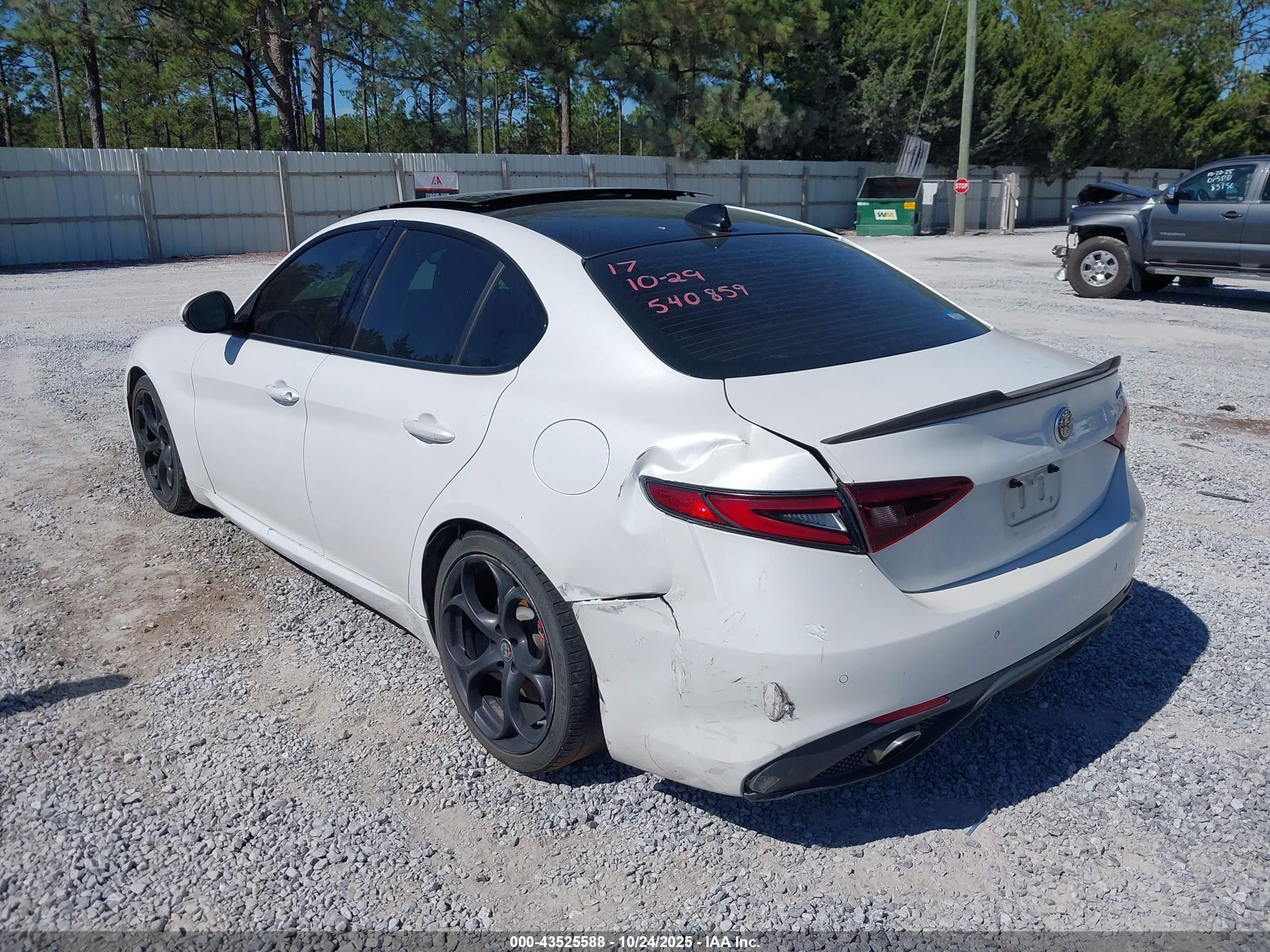 ALFA ROMEO image 3
