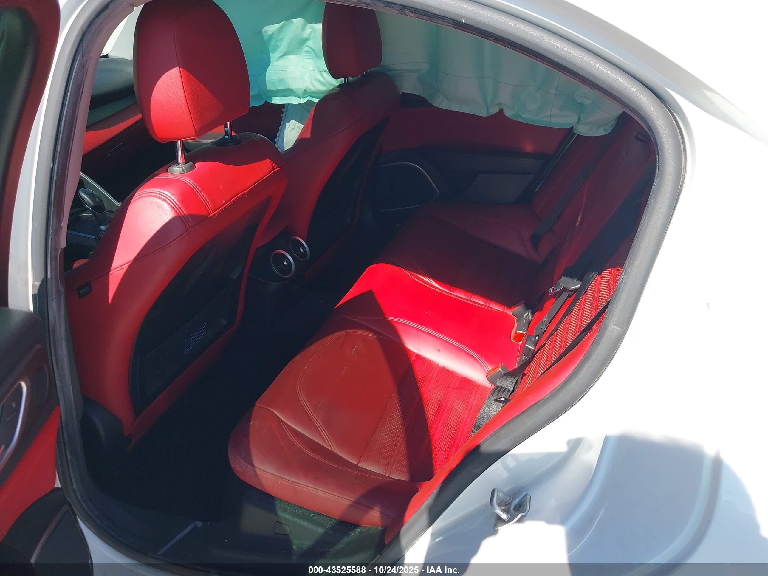 ALFA ROMEO image 8