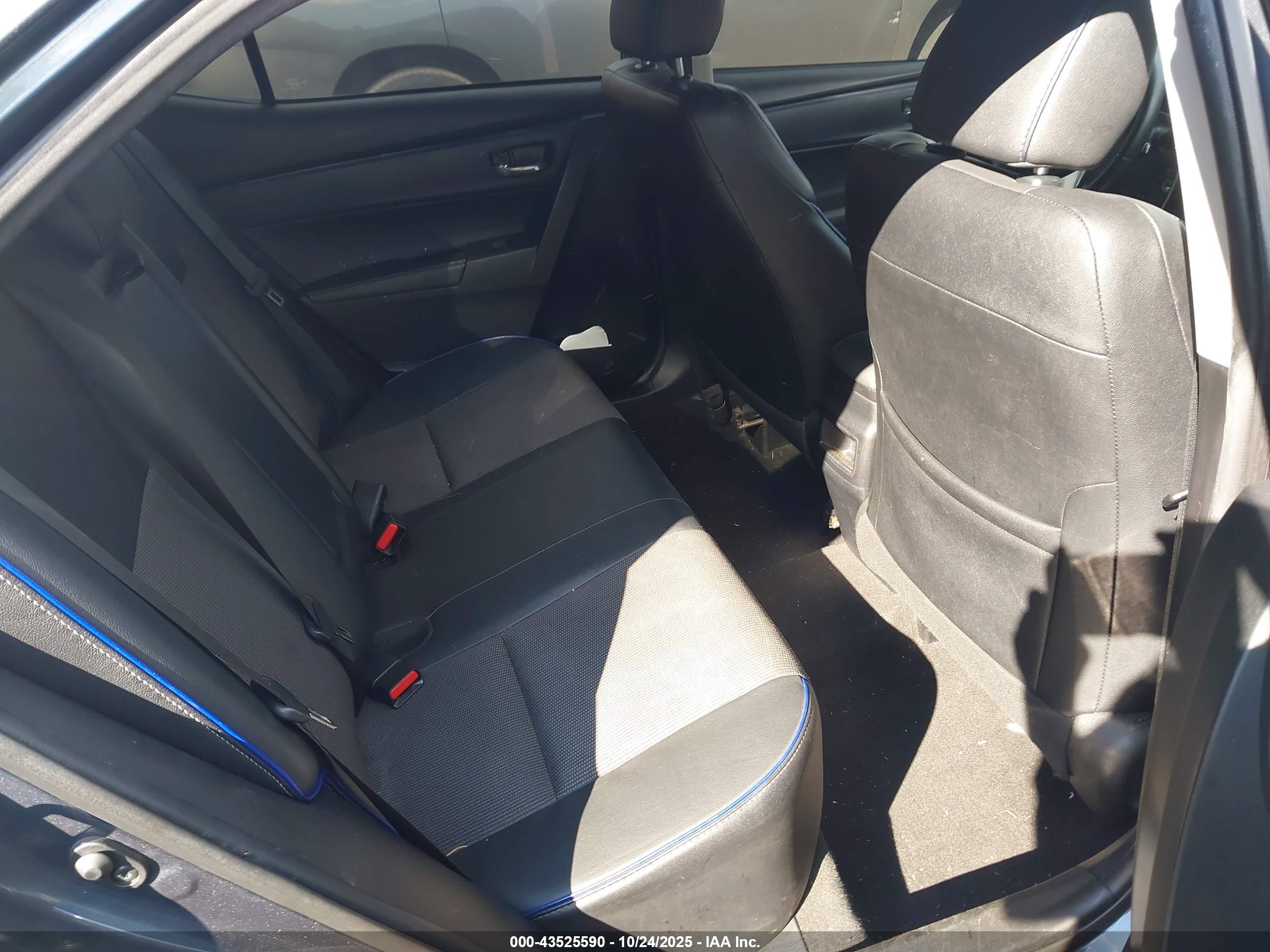 TOYOTA COROLLA image 8