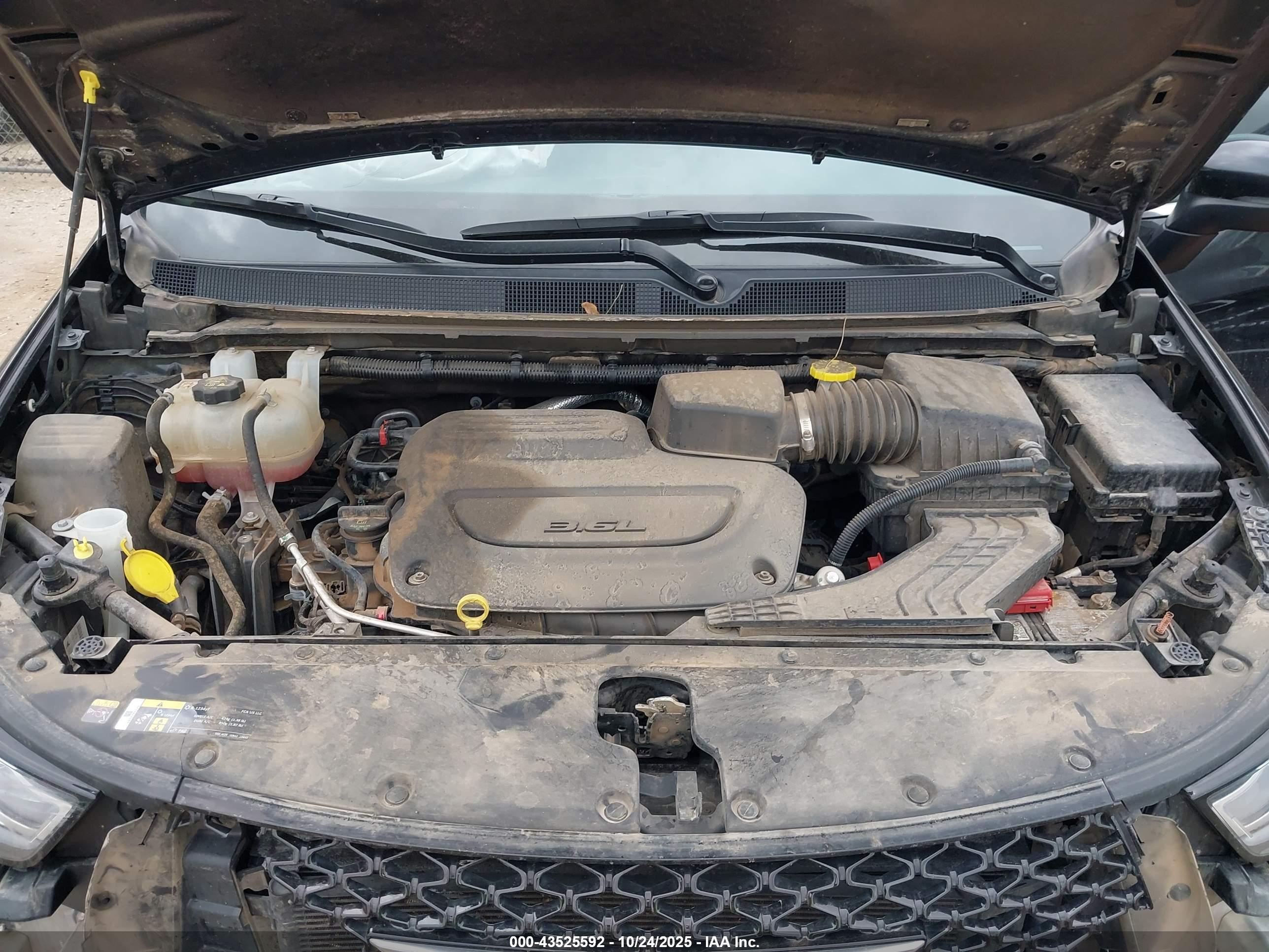 CHRYSLER PACIFICA image 10