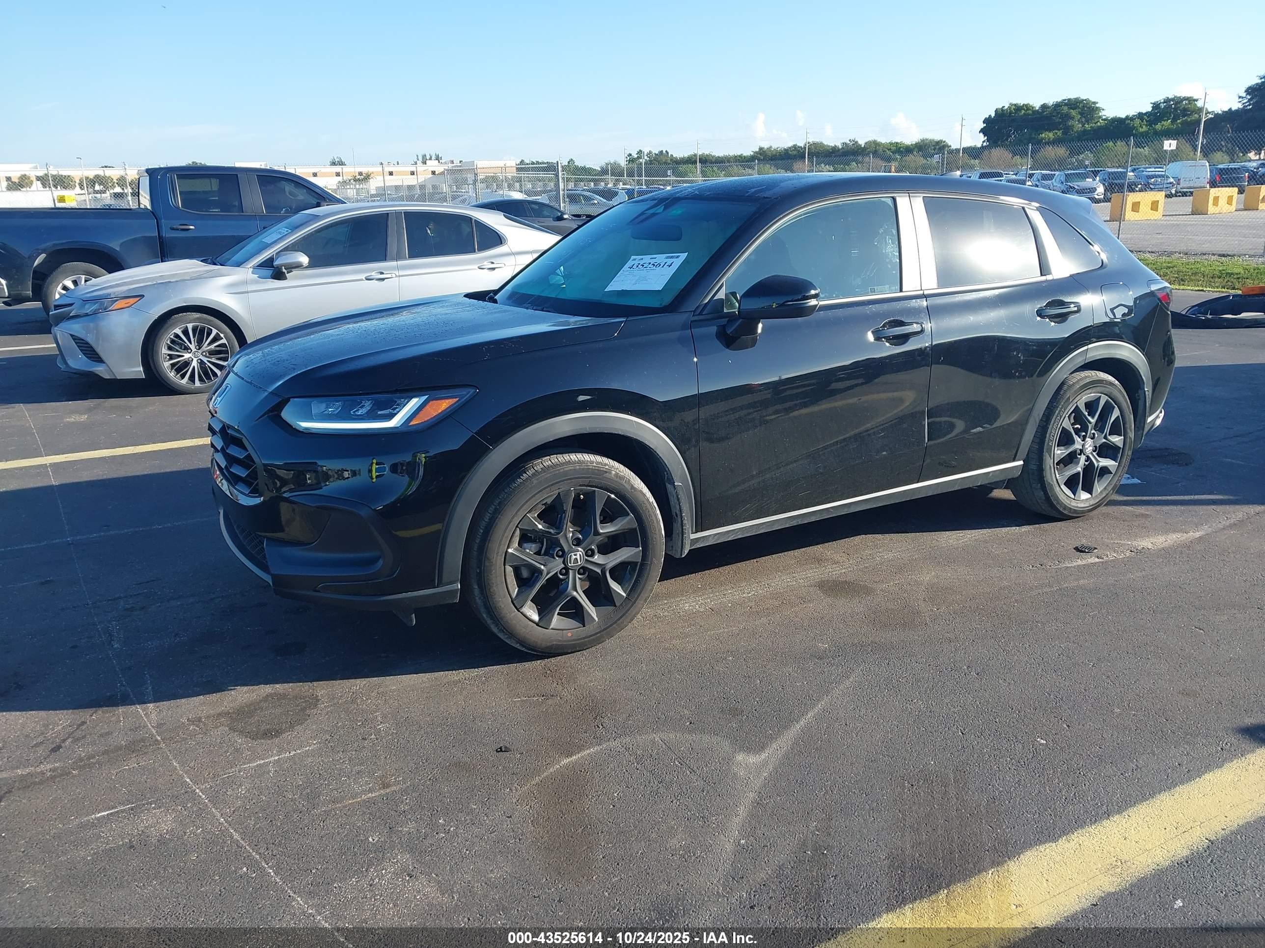 HONDA HR-V image 2