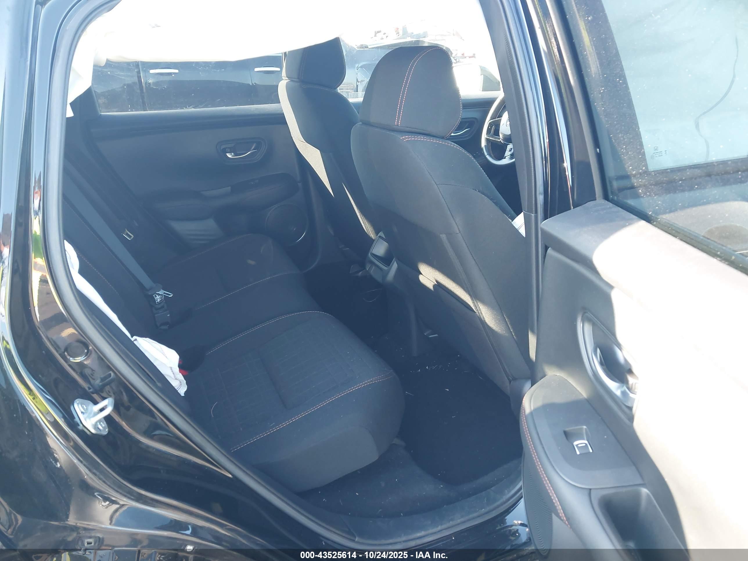 HONDA HR-V image 8