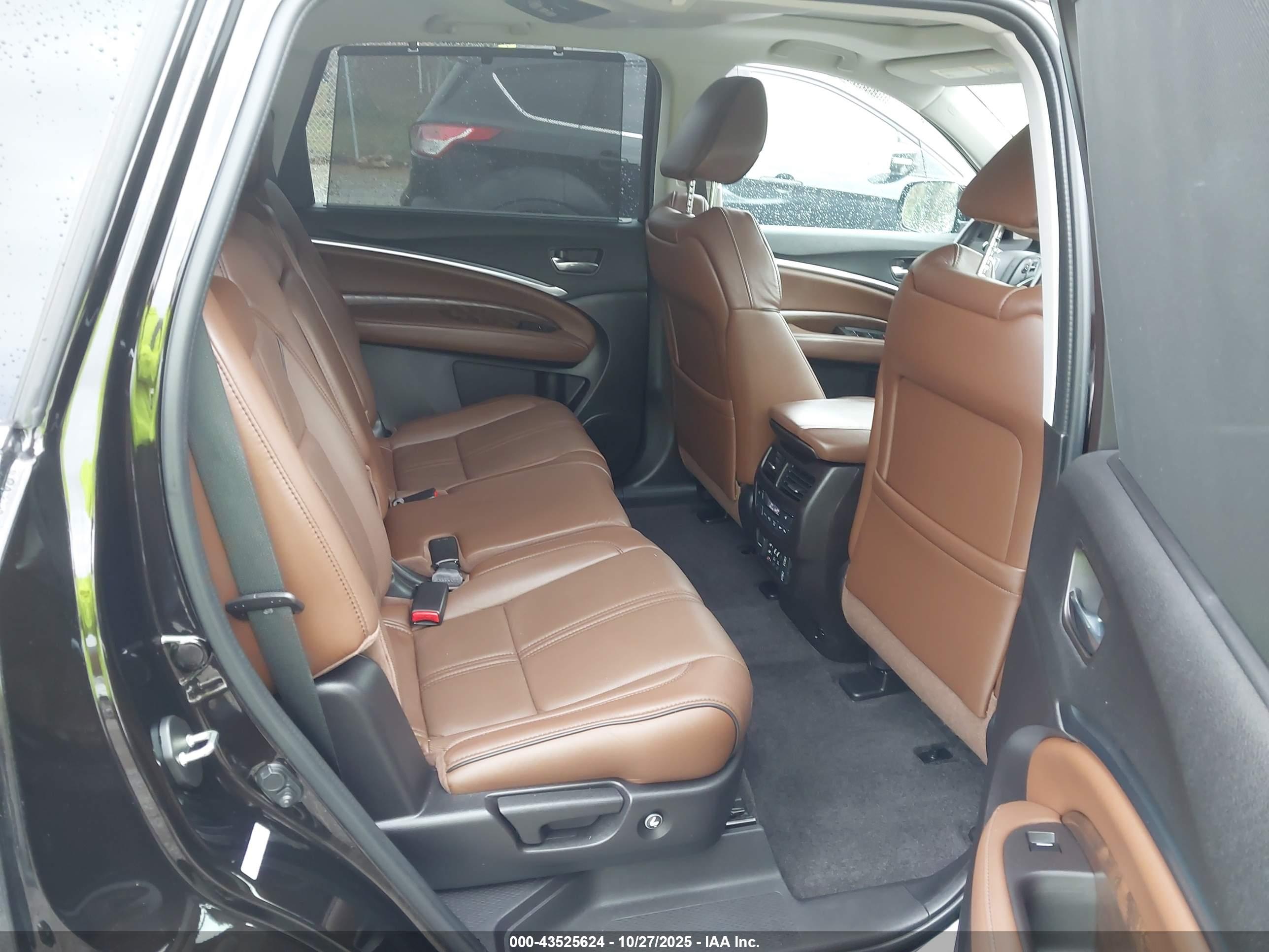 ACURA MDX image 8