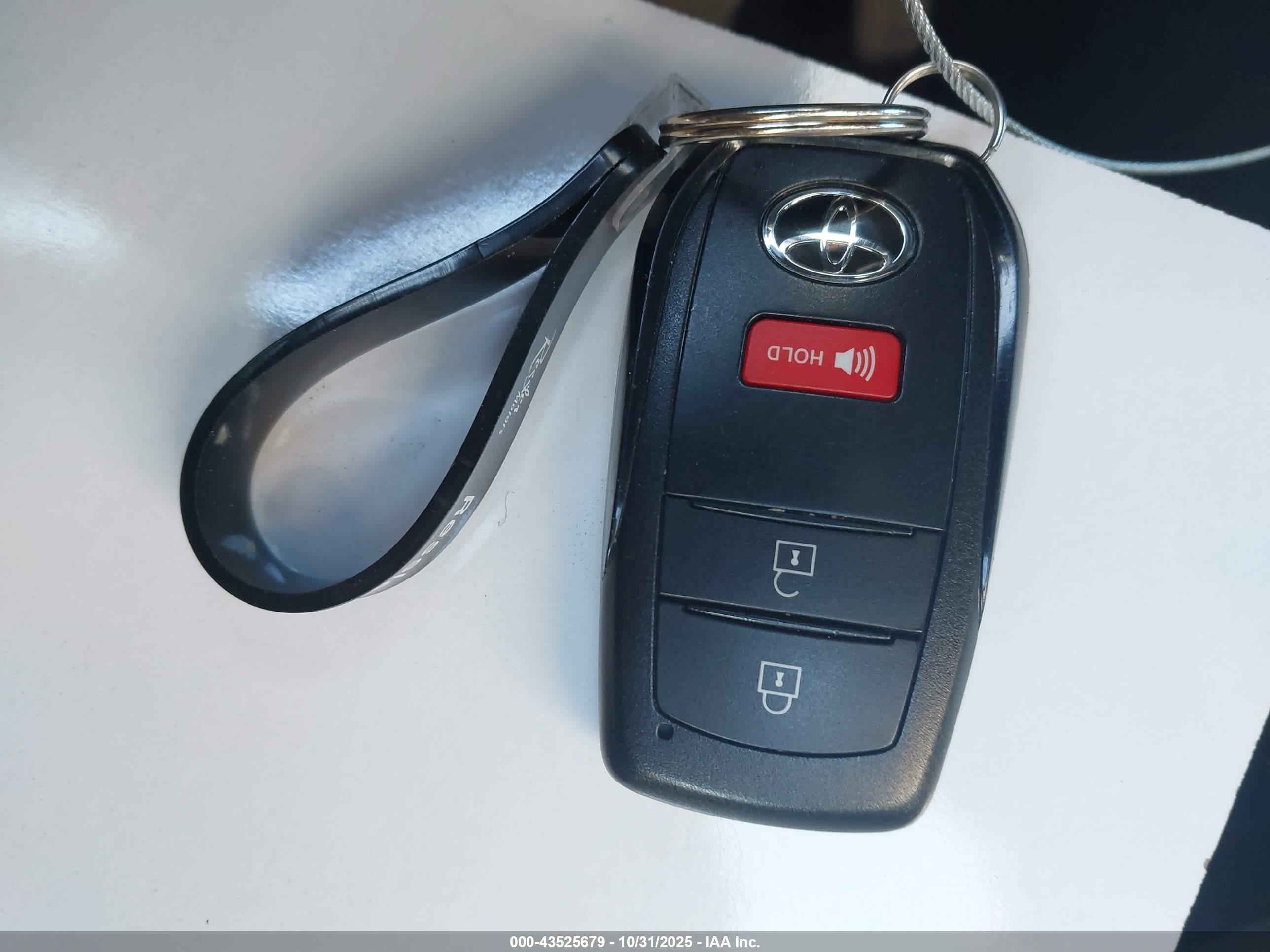 TOYOTA TACOMA image 11