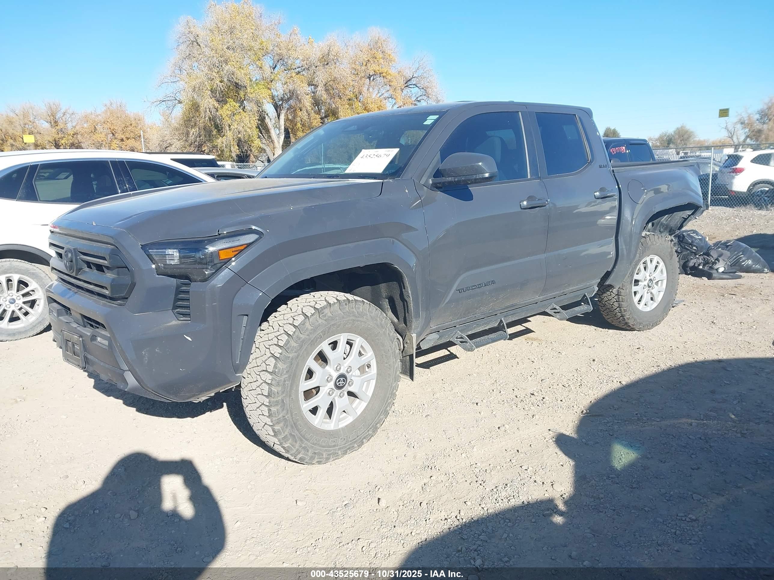 TOYOTA TACOMA image 2