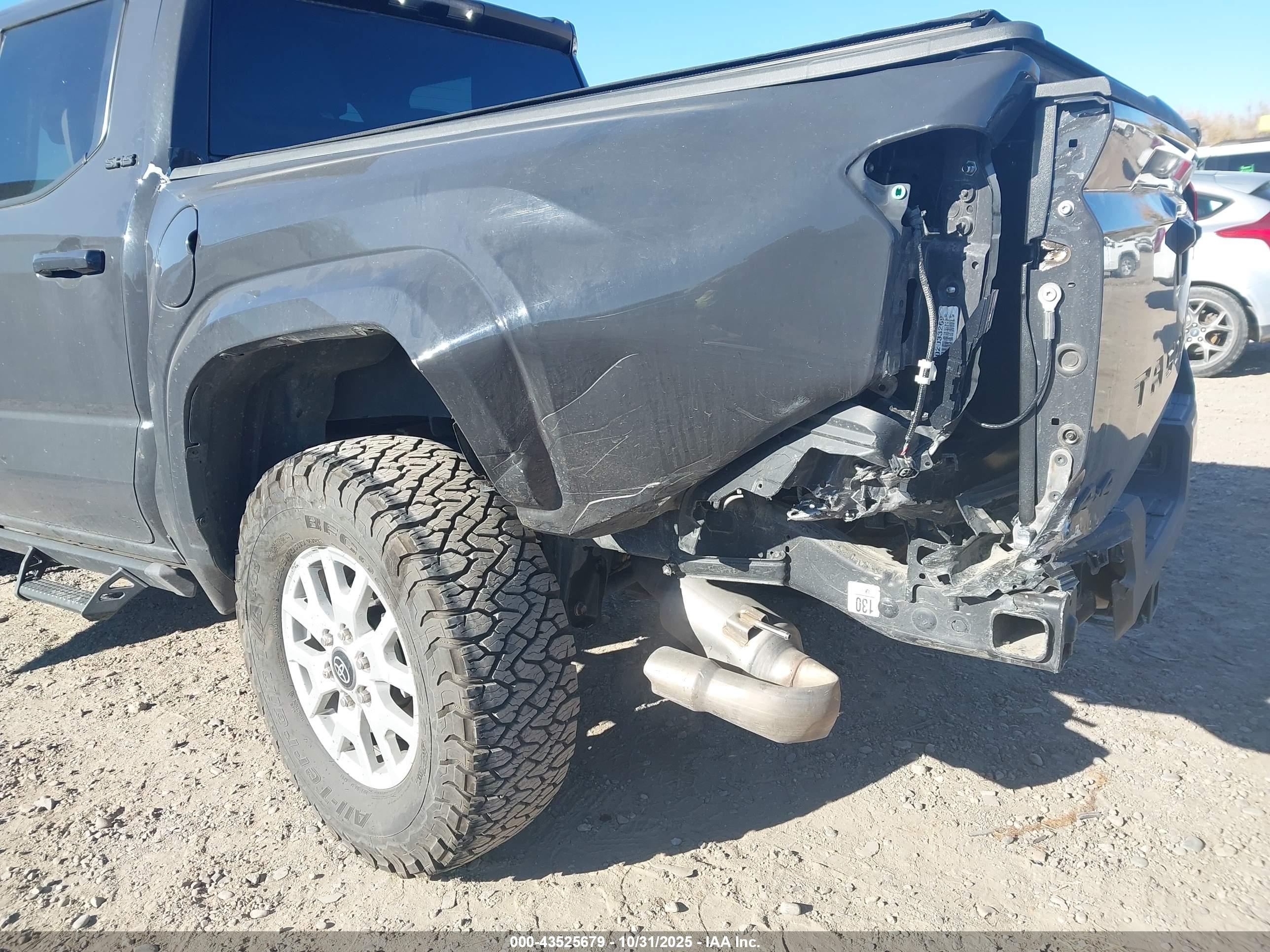 TOYOTA TACOMA image 6