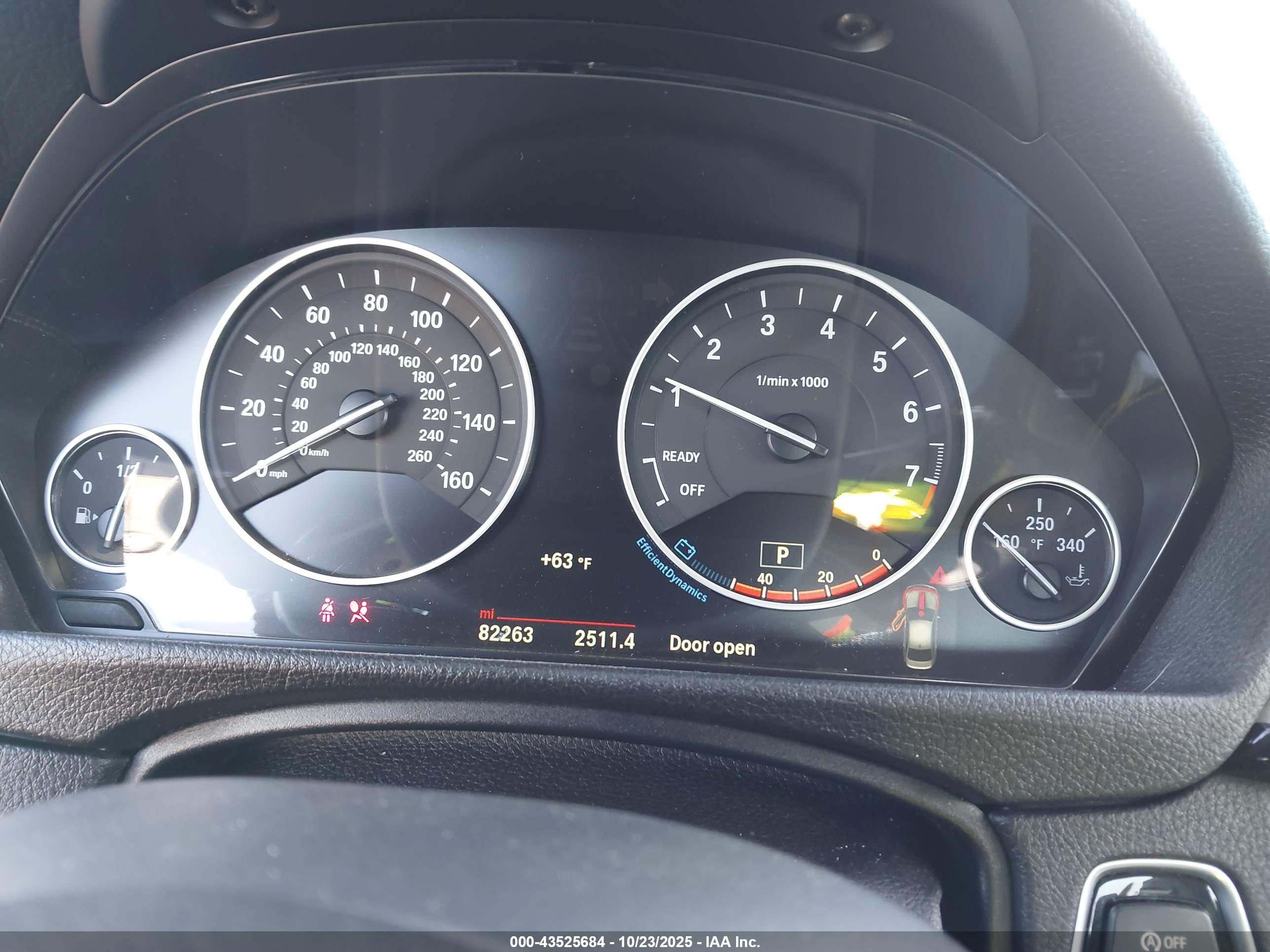 BMW 320I image 7