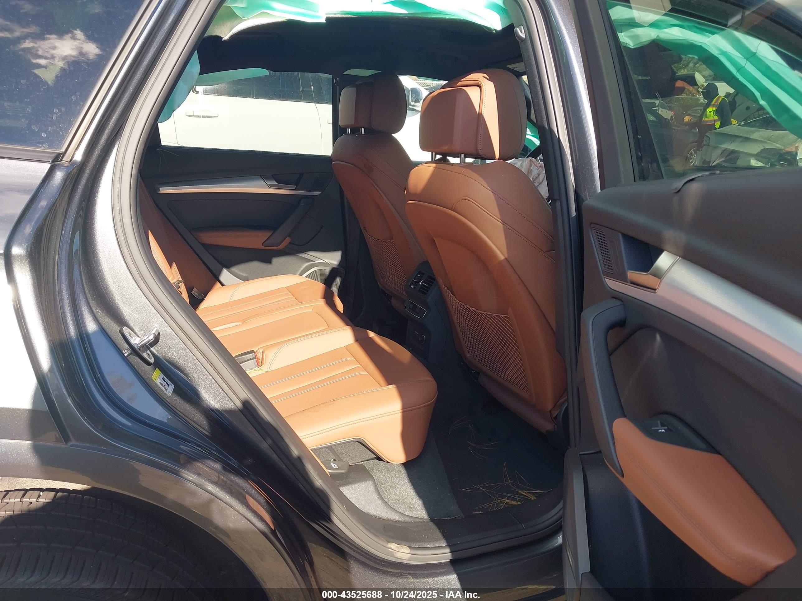 AUDI Q5 image 8