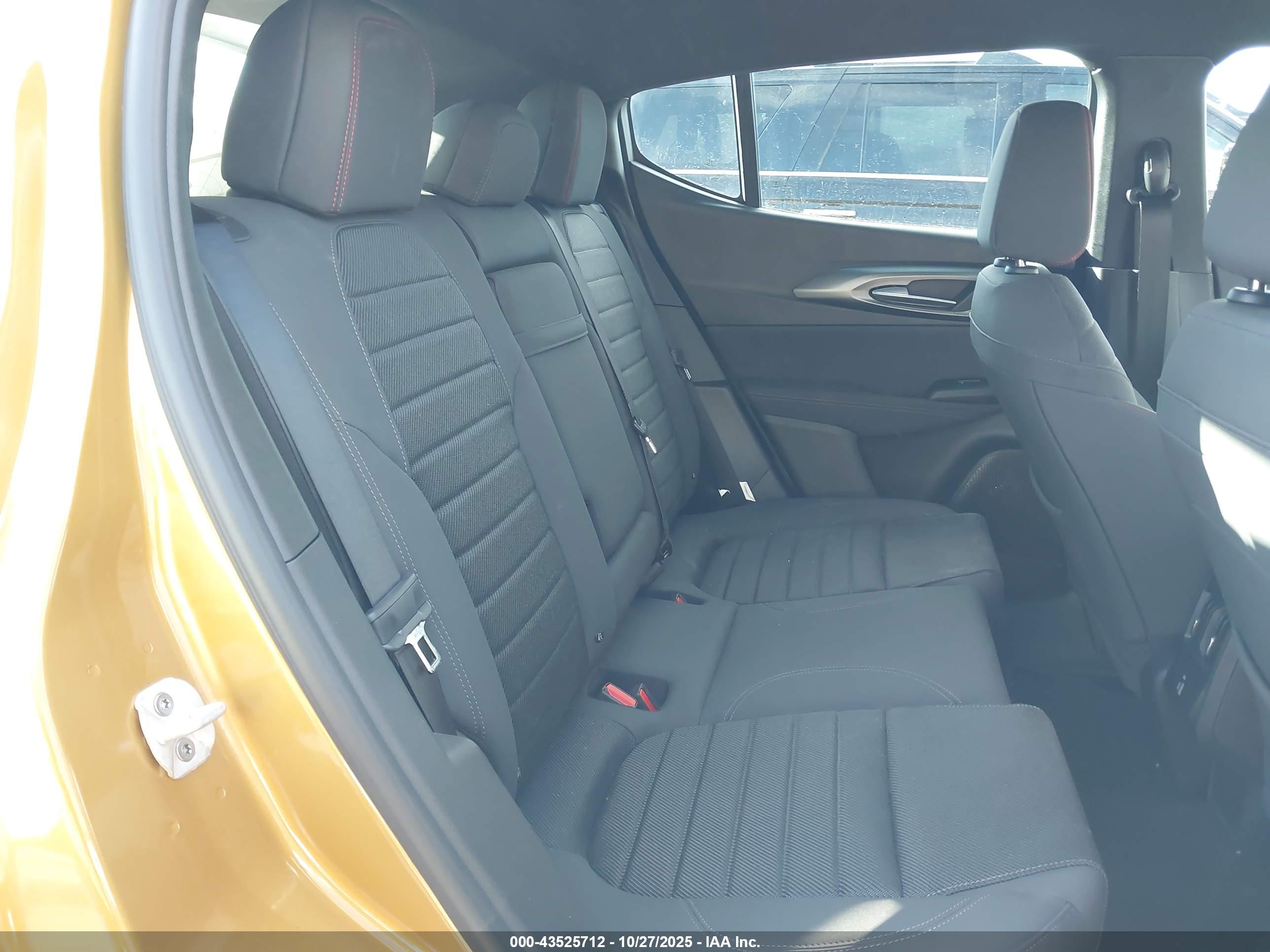 DODGE HORNET image 8