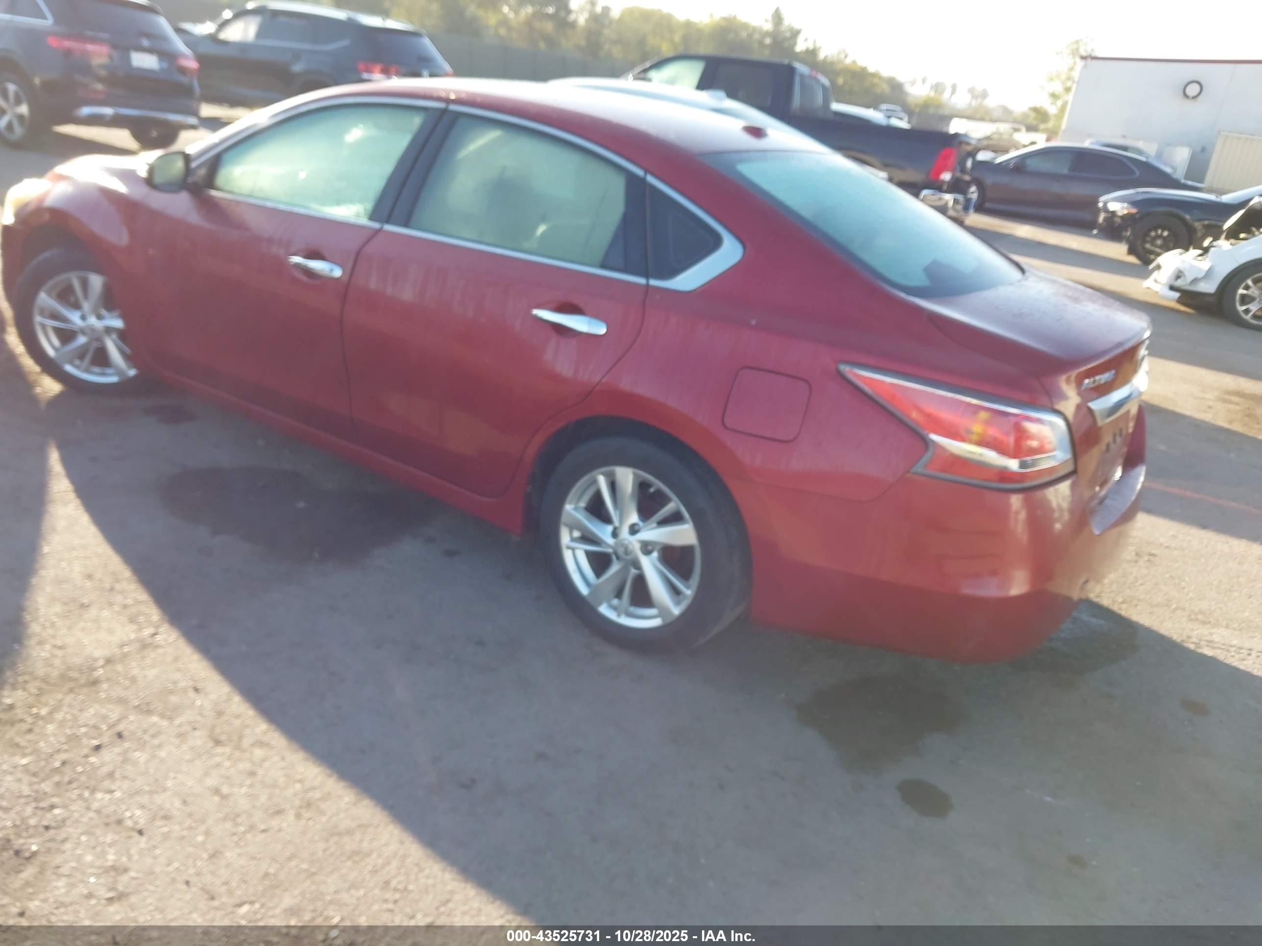 NISSAN ALTIMA image 3