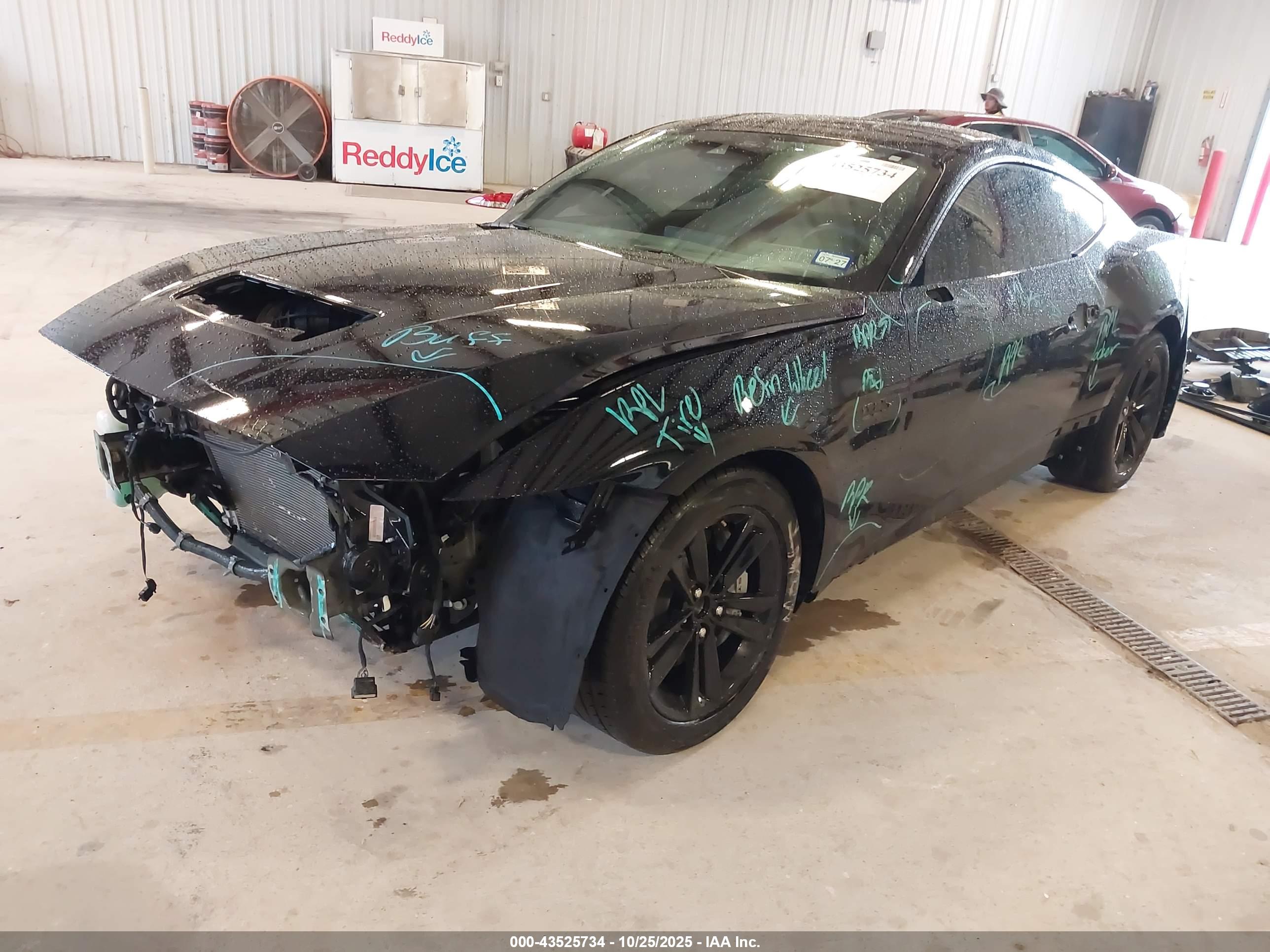 FORD MUSTANG image 2