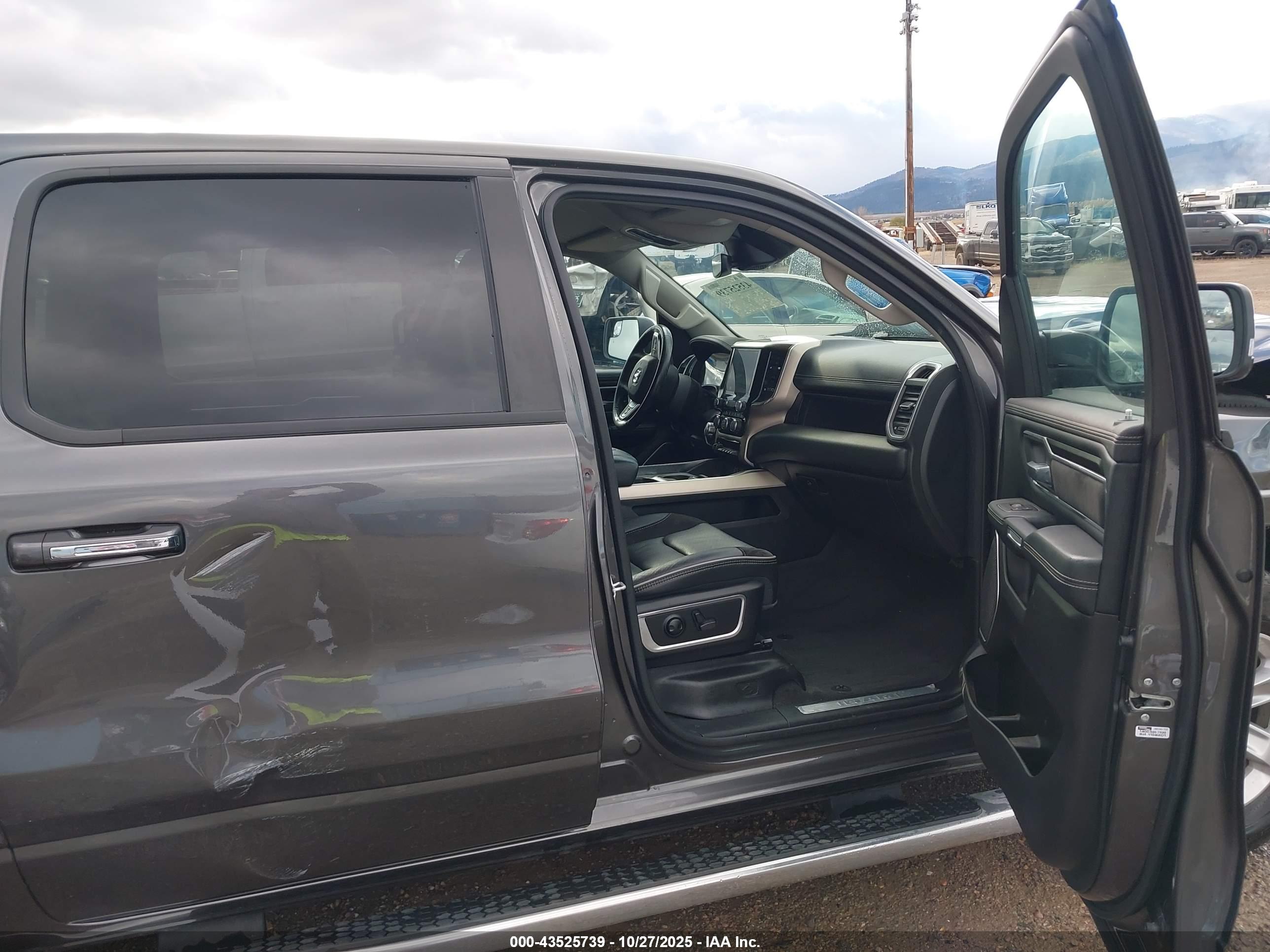 RAM 1500 image 5