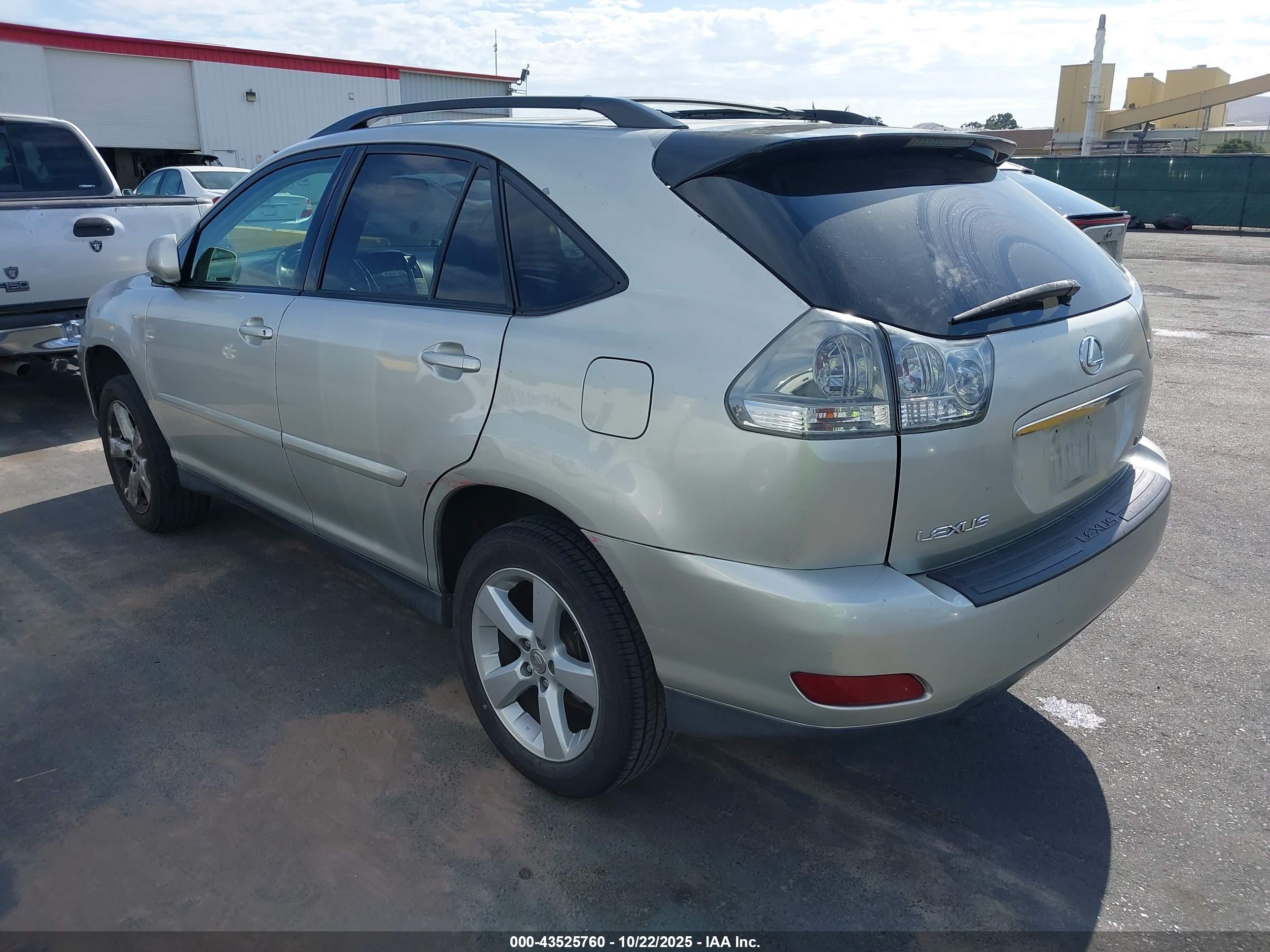 LEXUS RX image 3