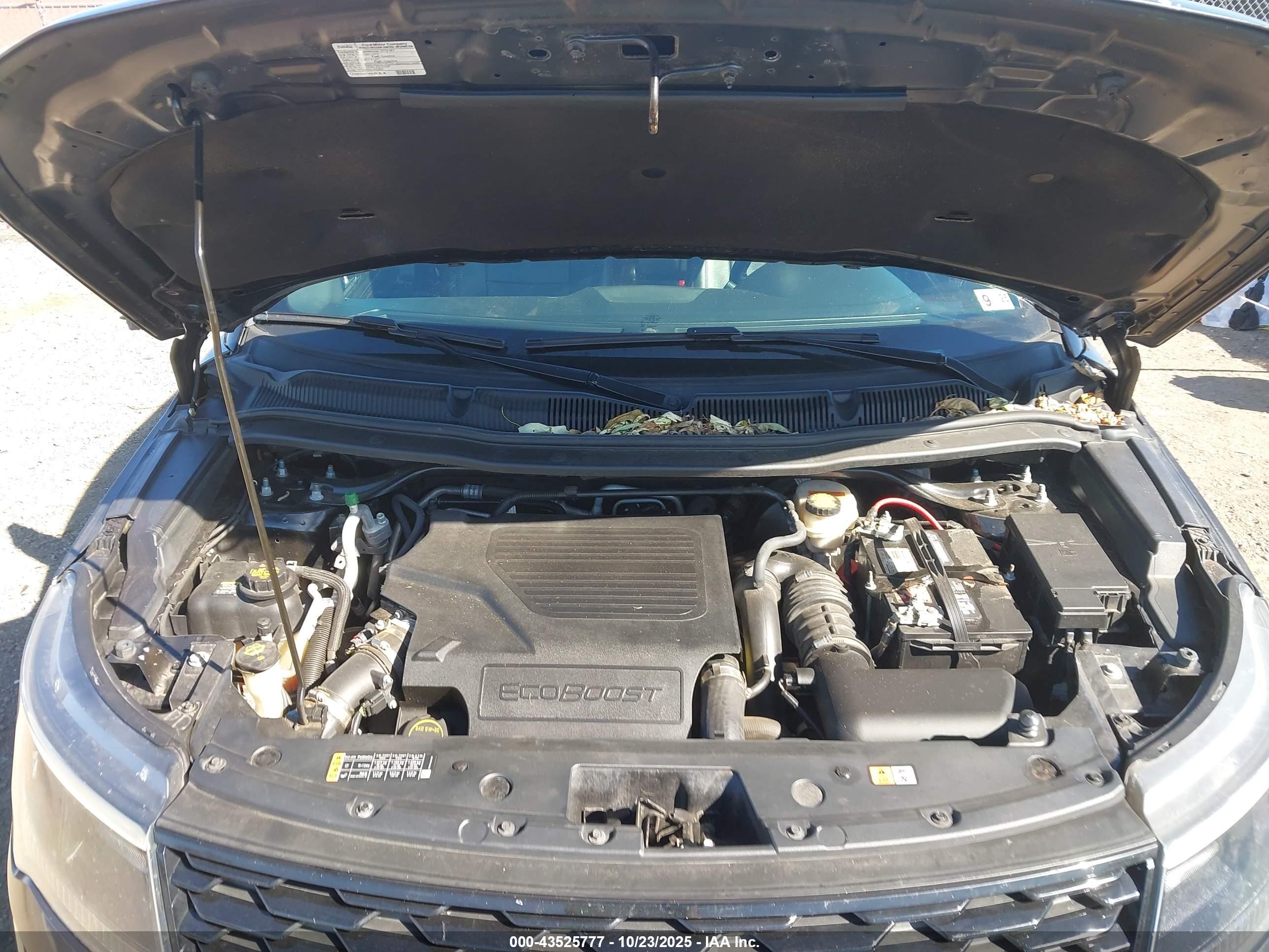 FORD EXPLORER image 10