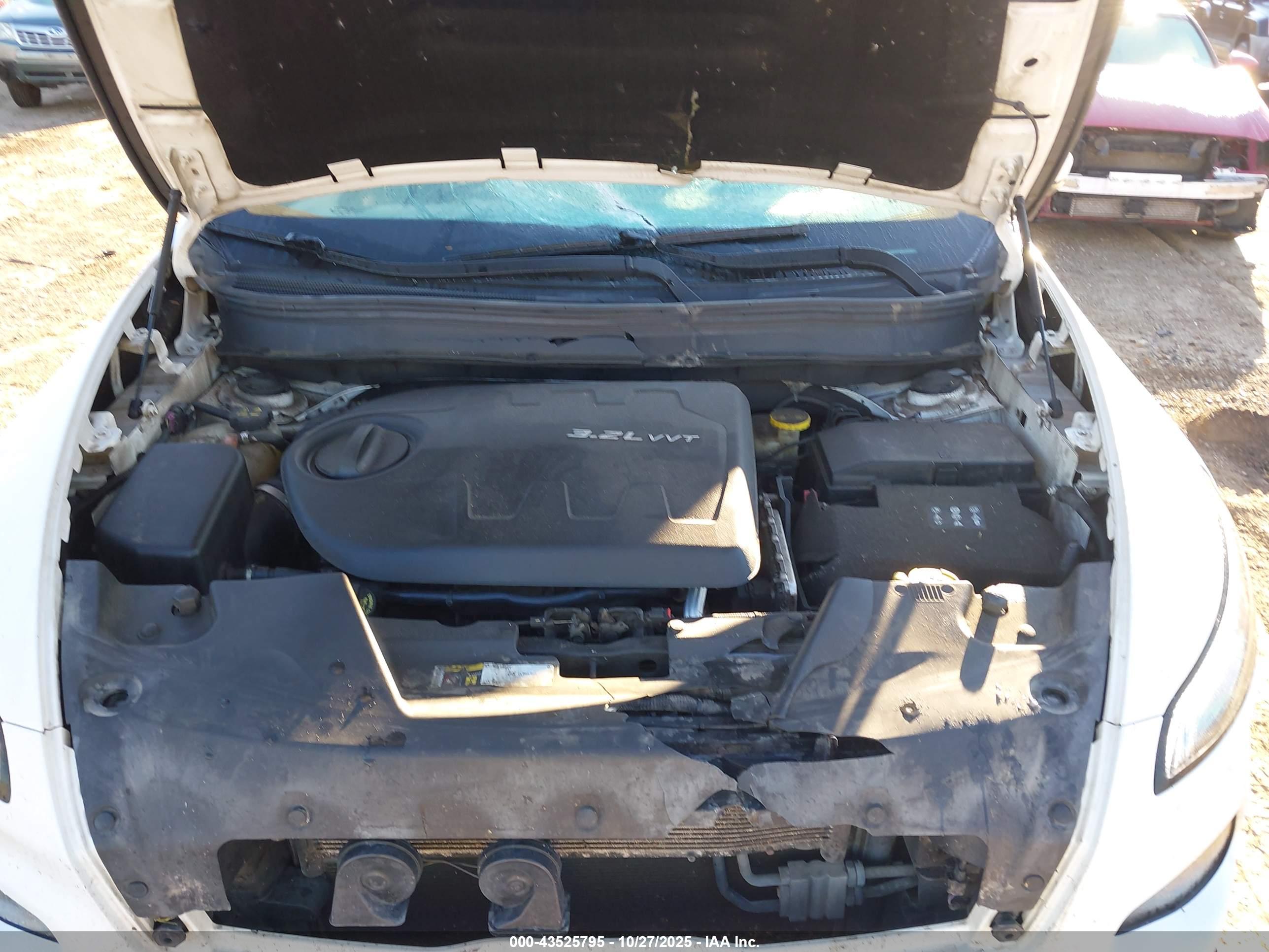 JEEP CHEROKEE image 10