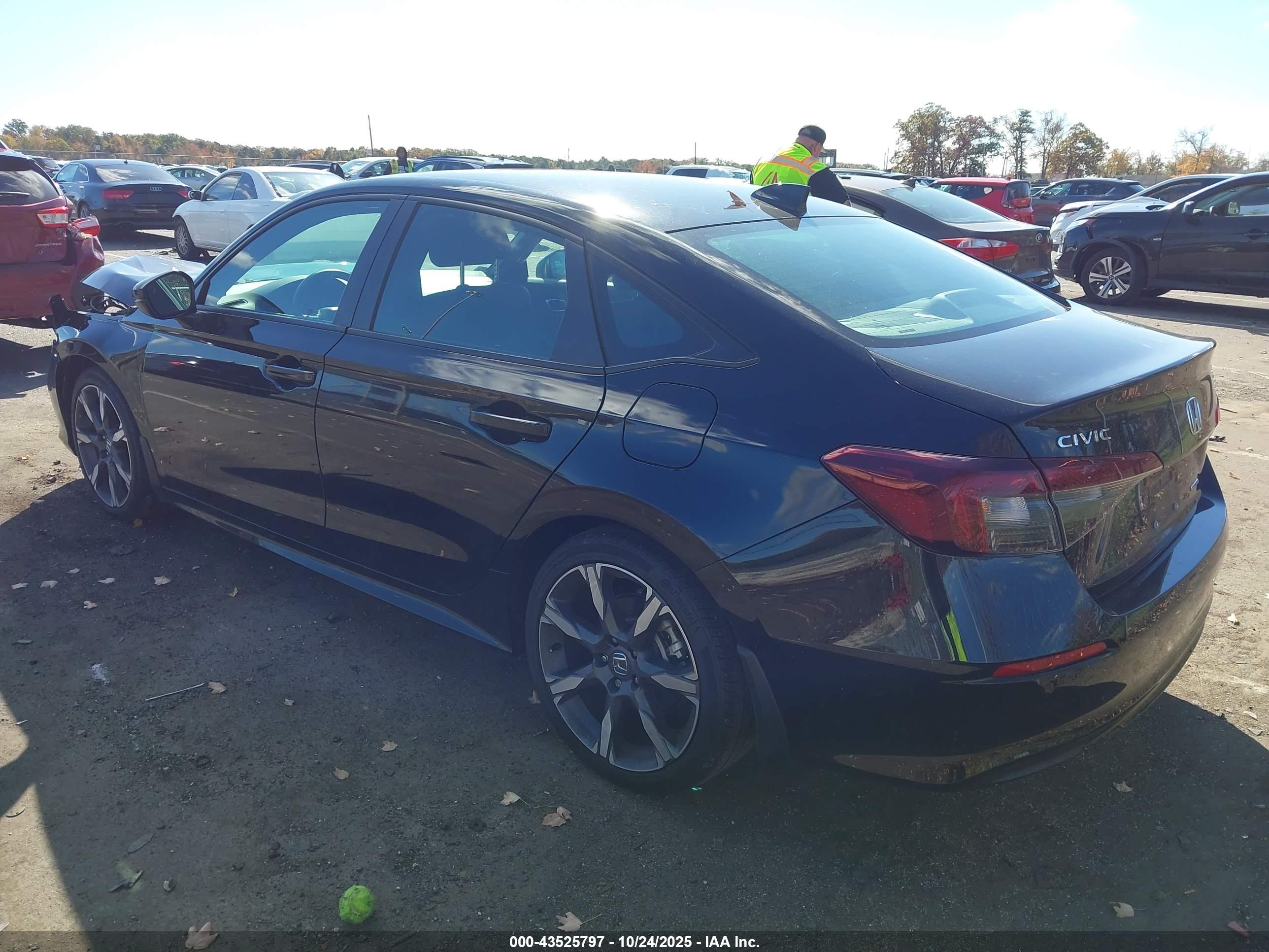 HONDA CIVIC image 3