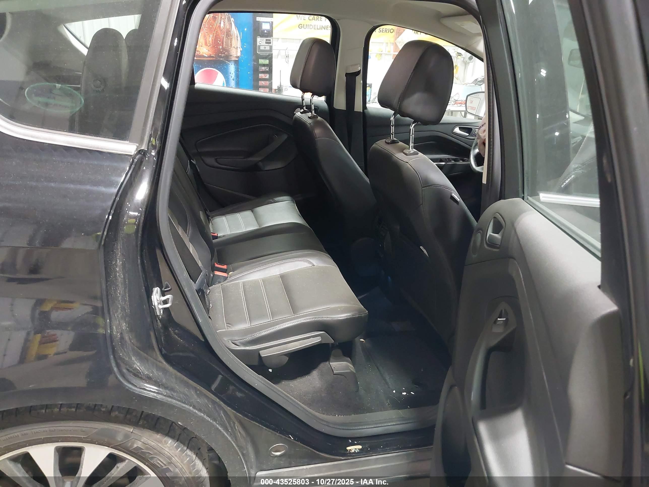 FORD C-MAX image 8