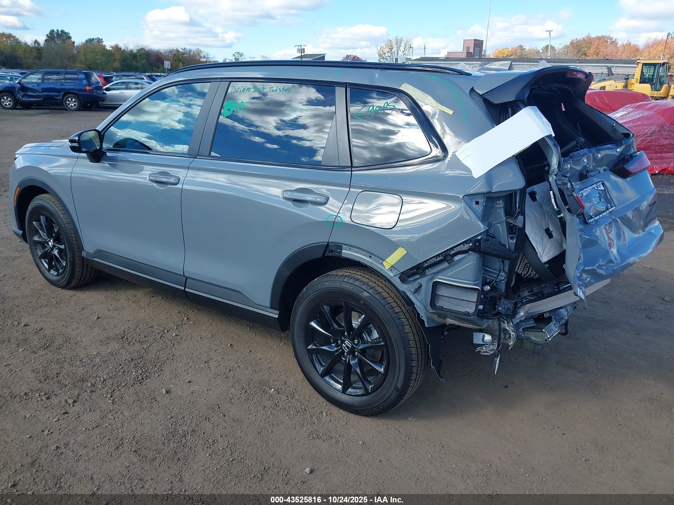 HONDA CR-V image 3