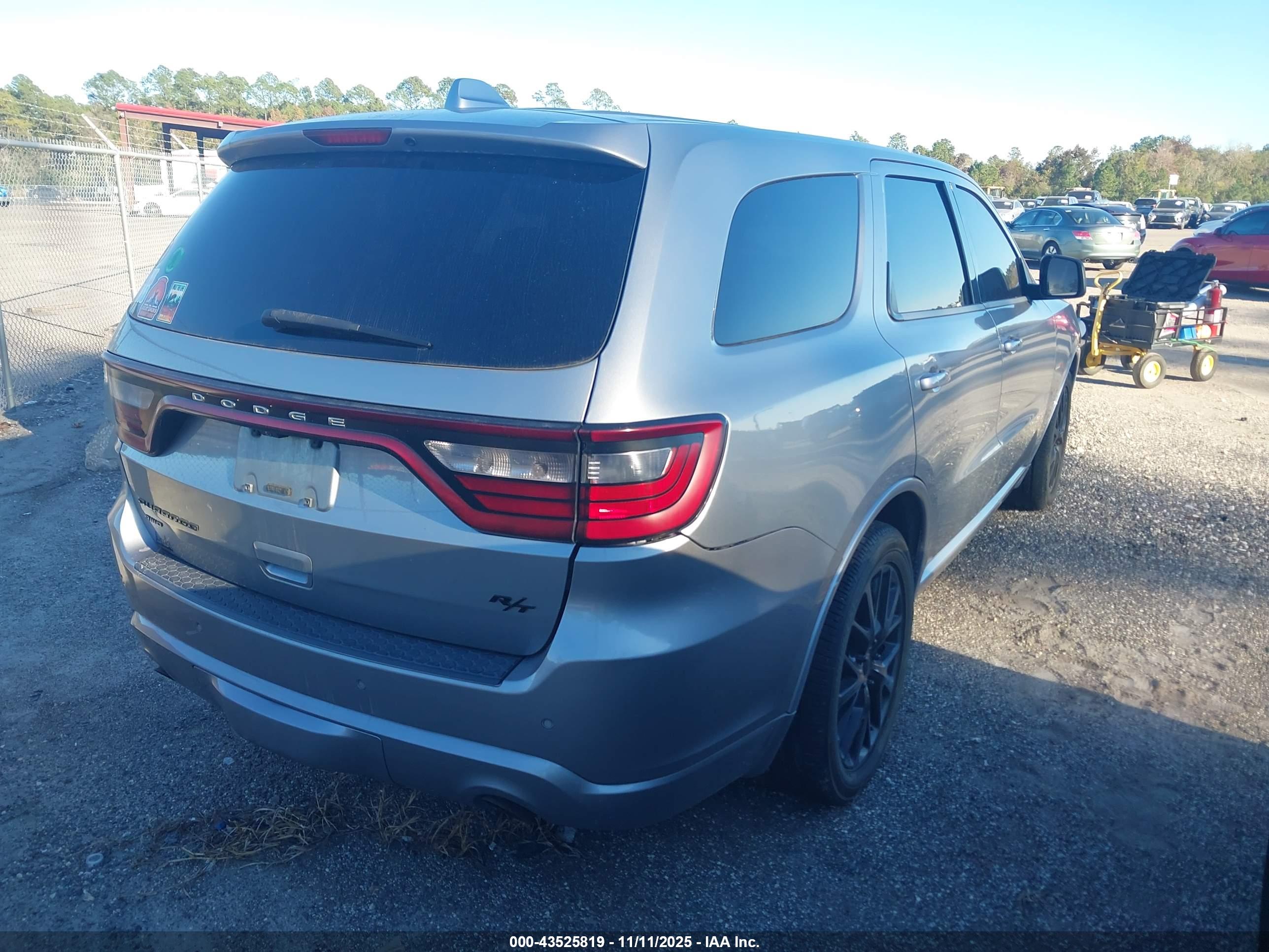 DODGE DURANGO image 4