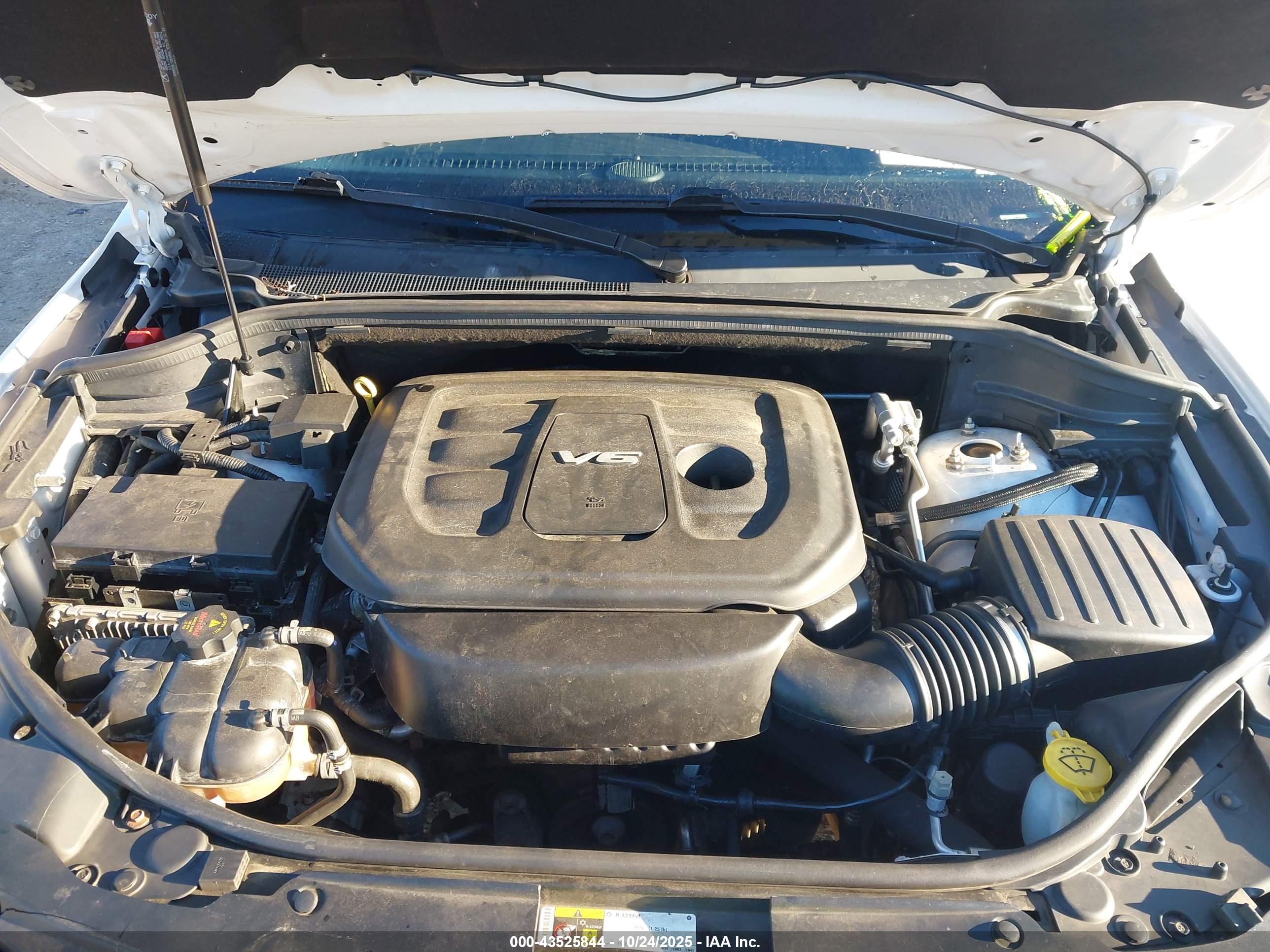 JEEP GRAND image 10