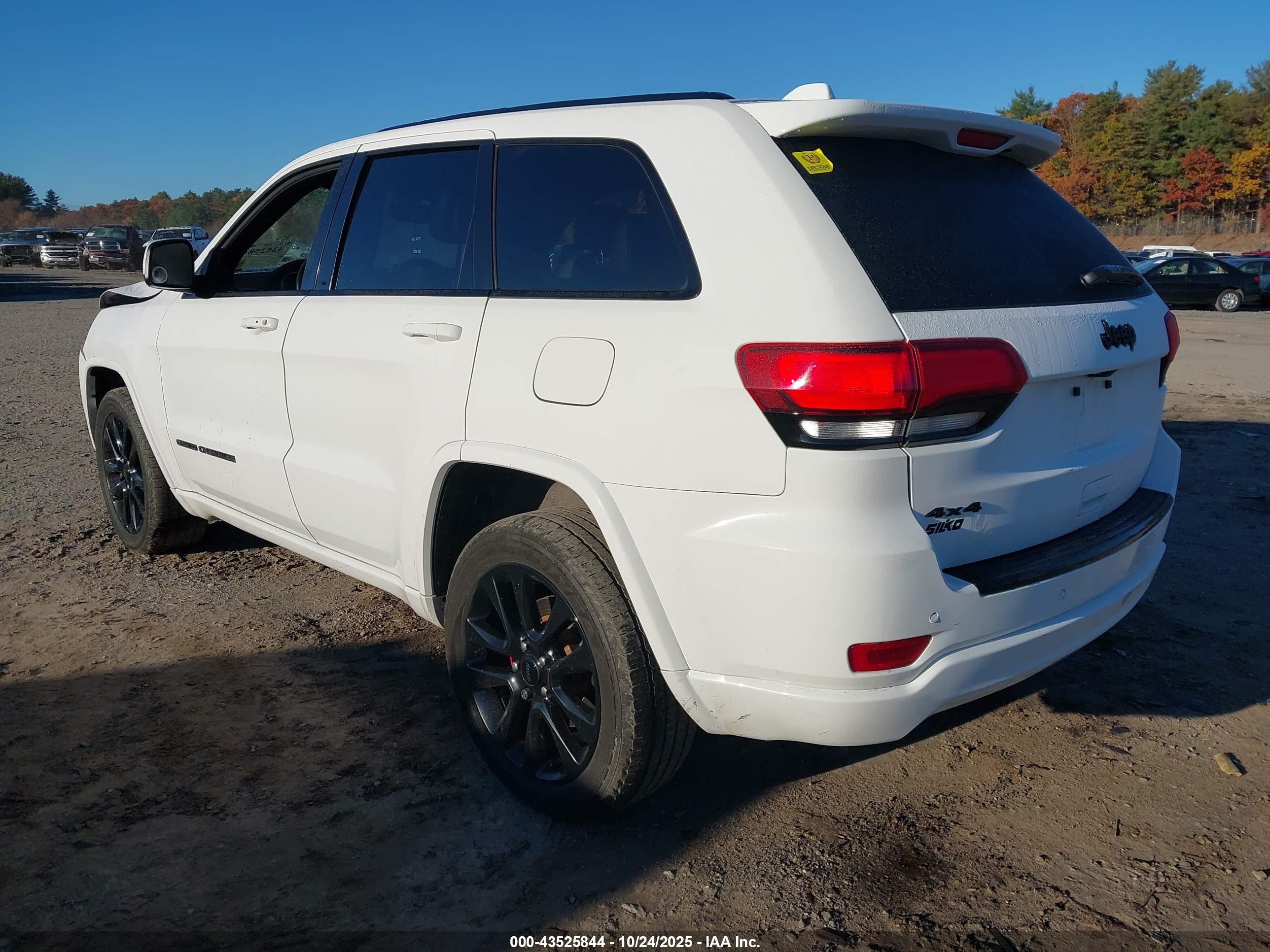 JEEP GRAND image 3