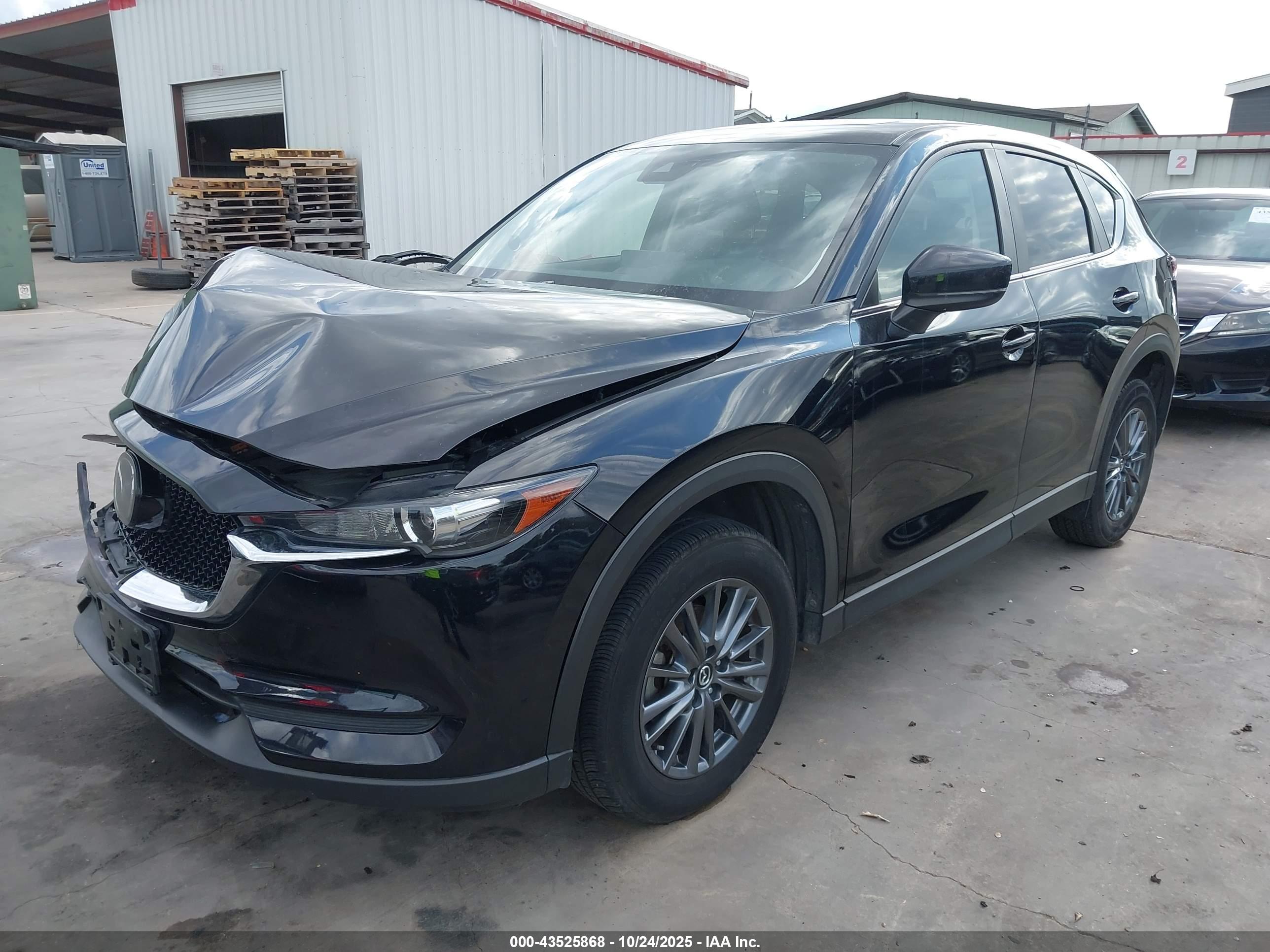 MAZDA CX-5 image 2