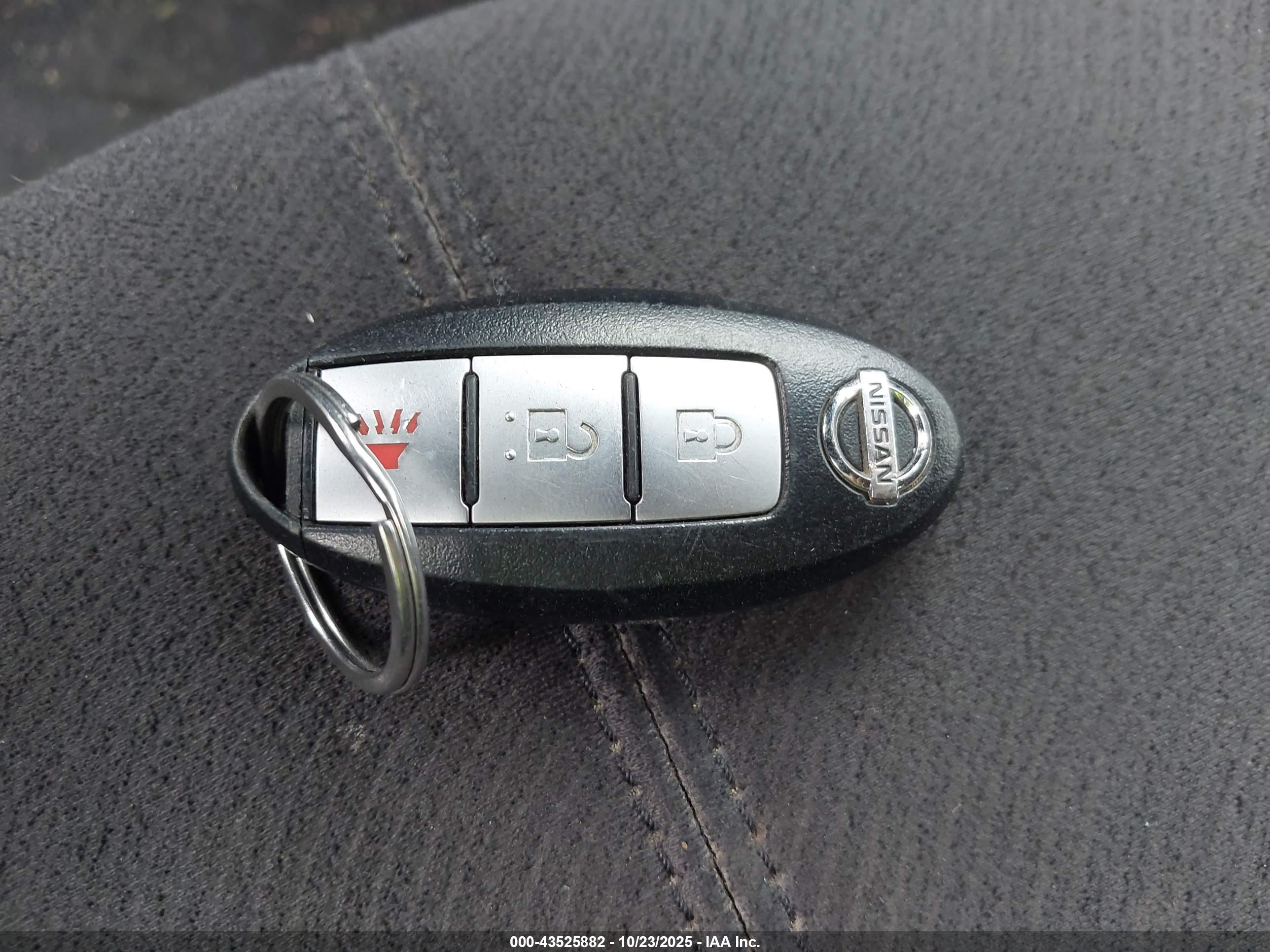 NISSAN MURANO image 11