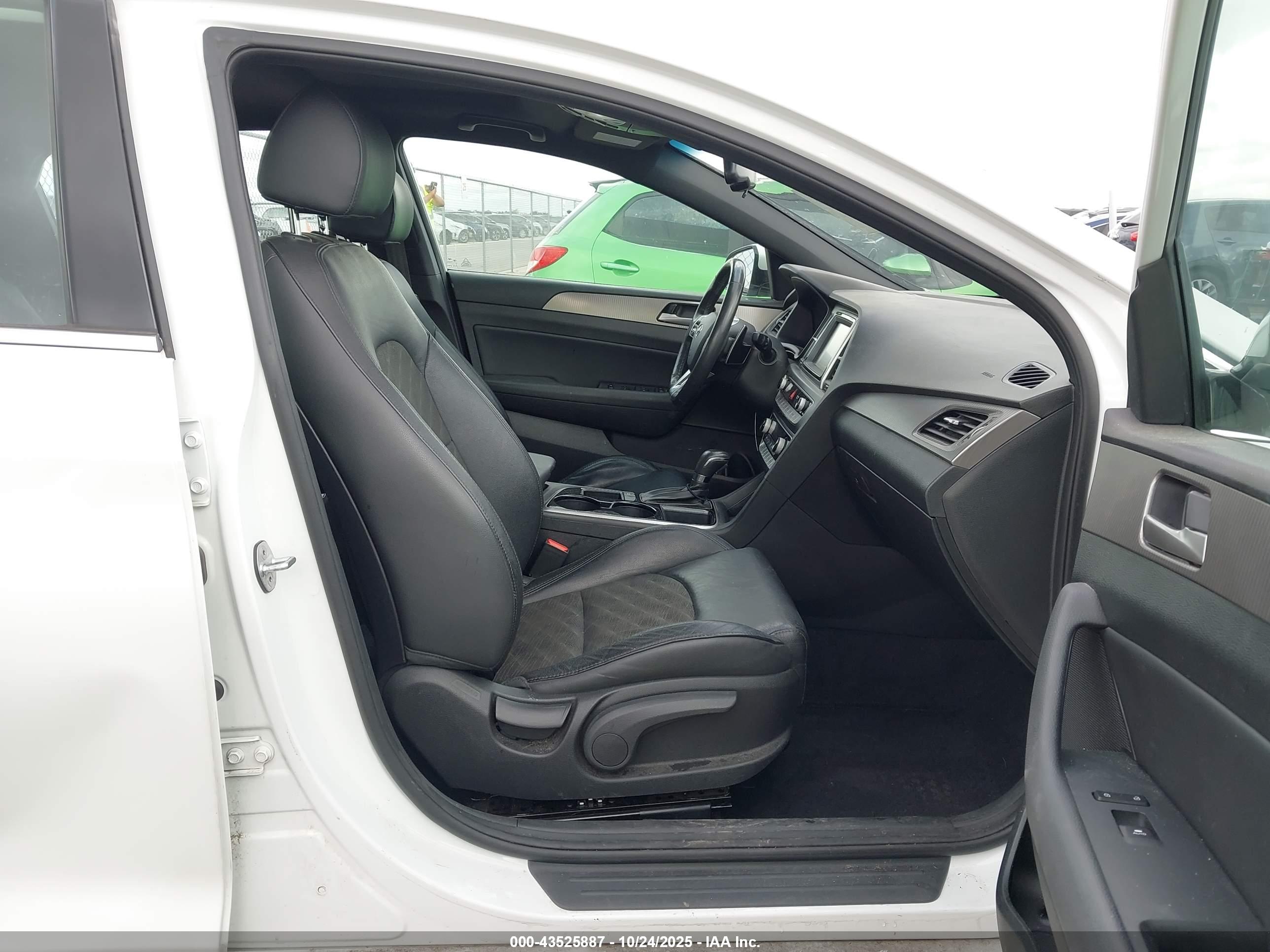 HYUNDAI SONATA image 5