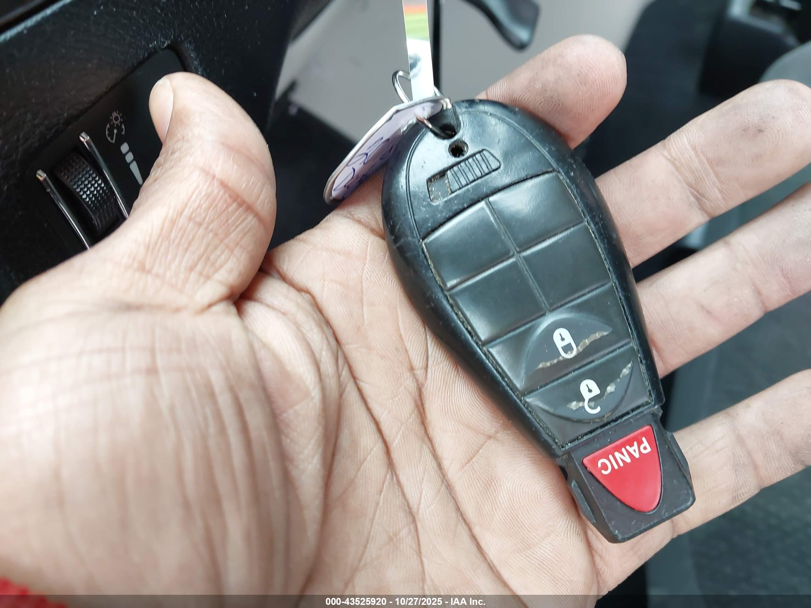 DODGE GRAND image 11
