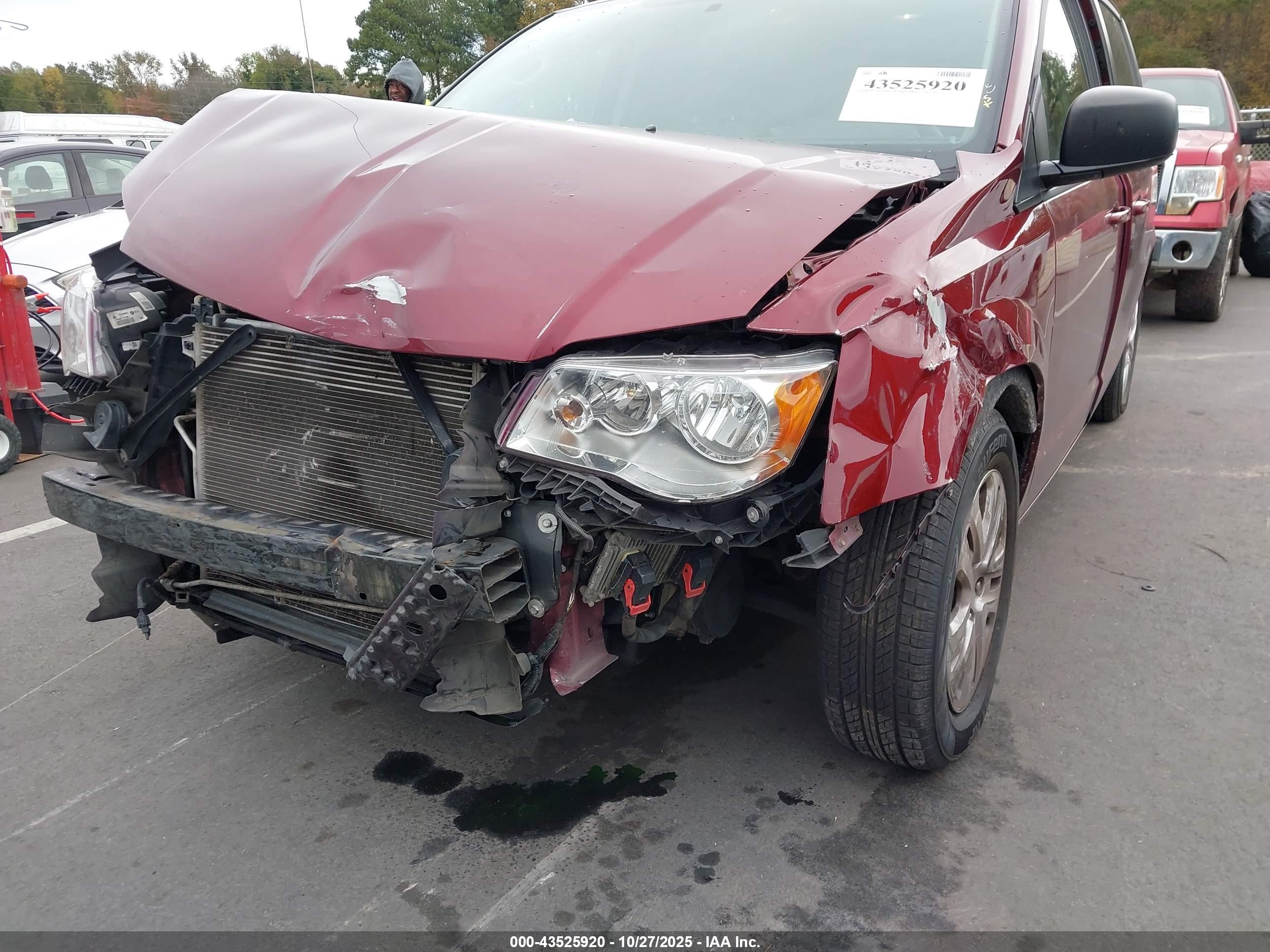DODGE GRAND image 6