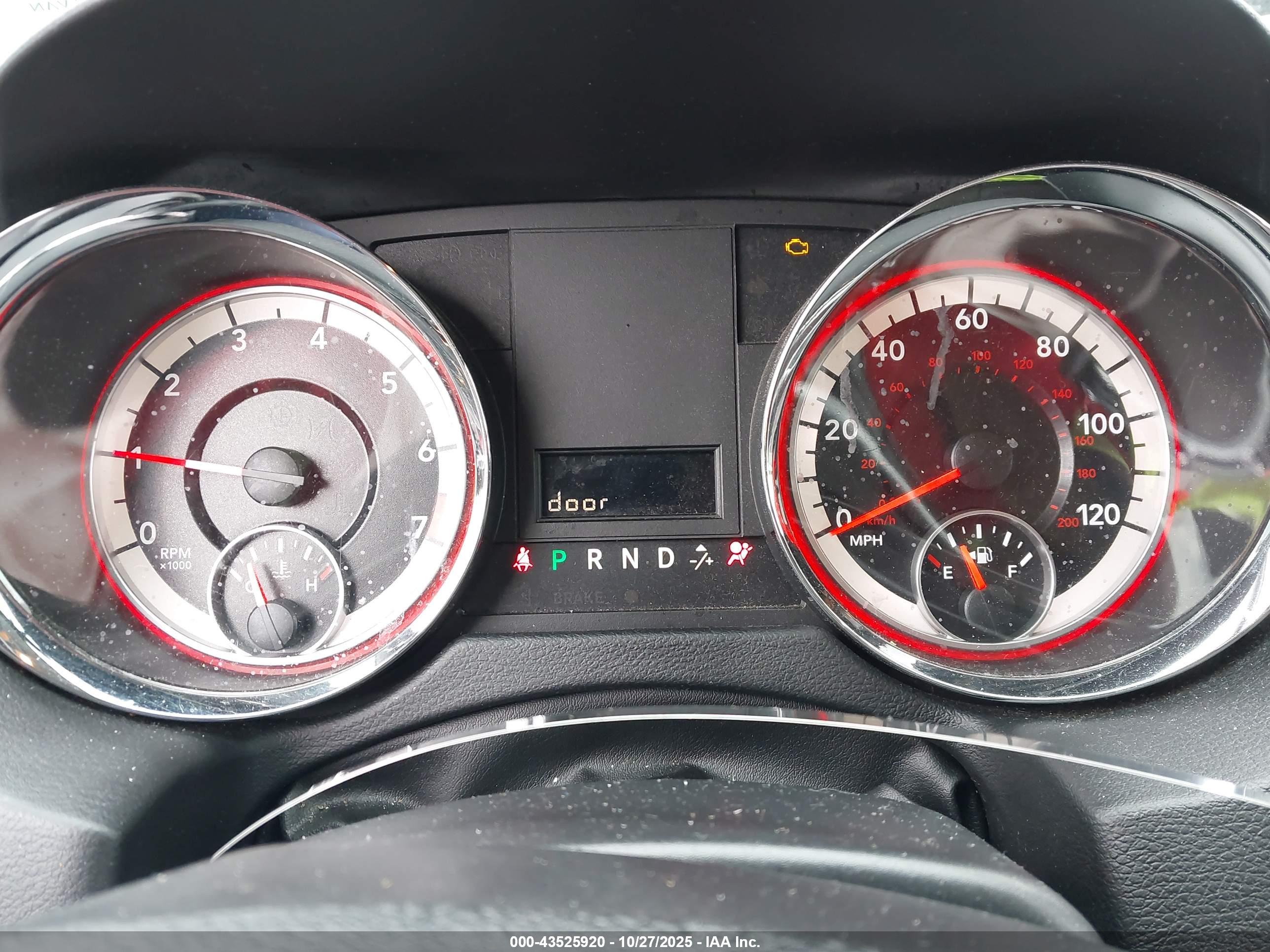 DODGE GRAND image 7