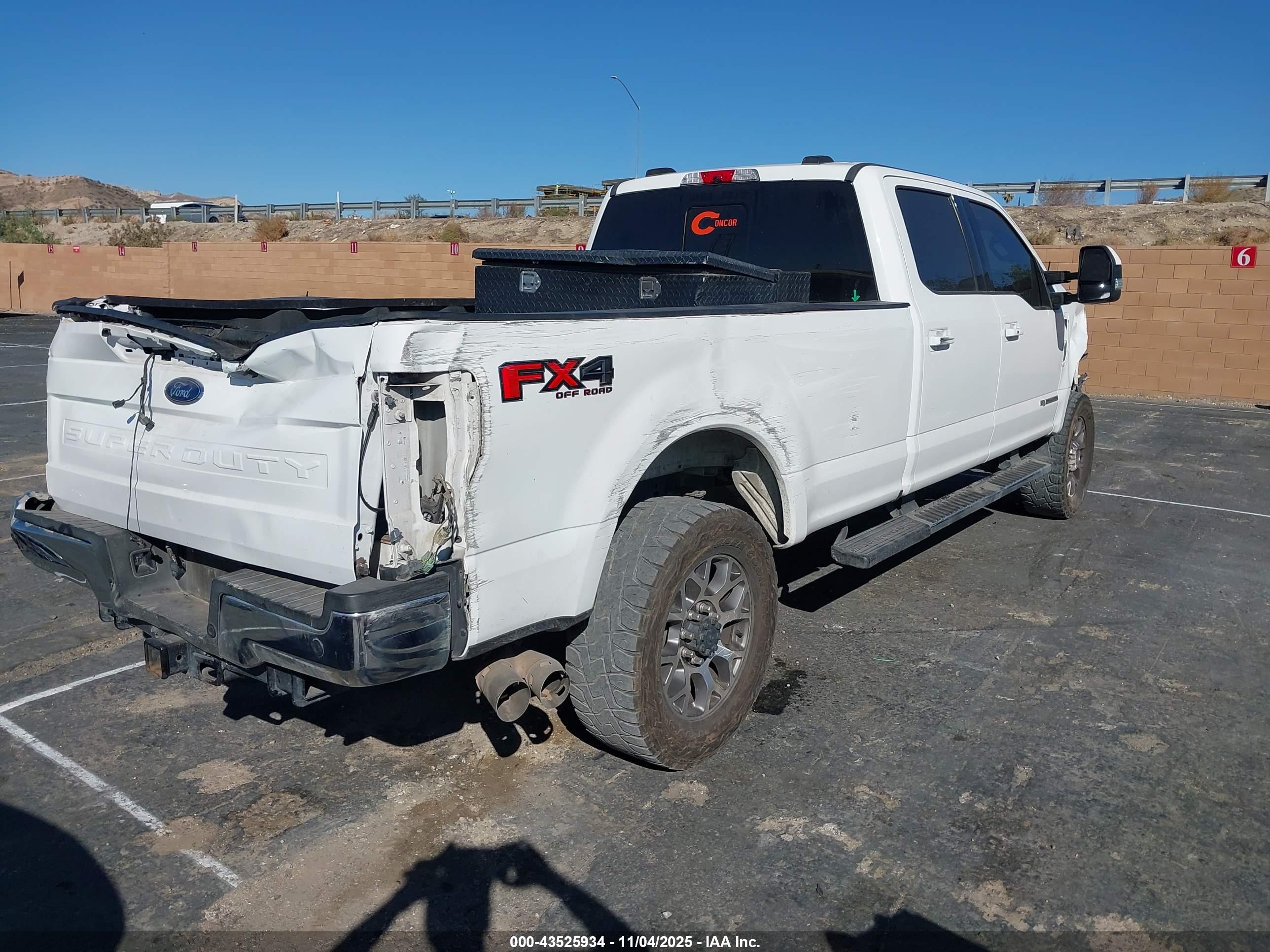 FORD F-350 image 4