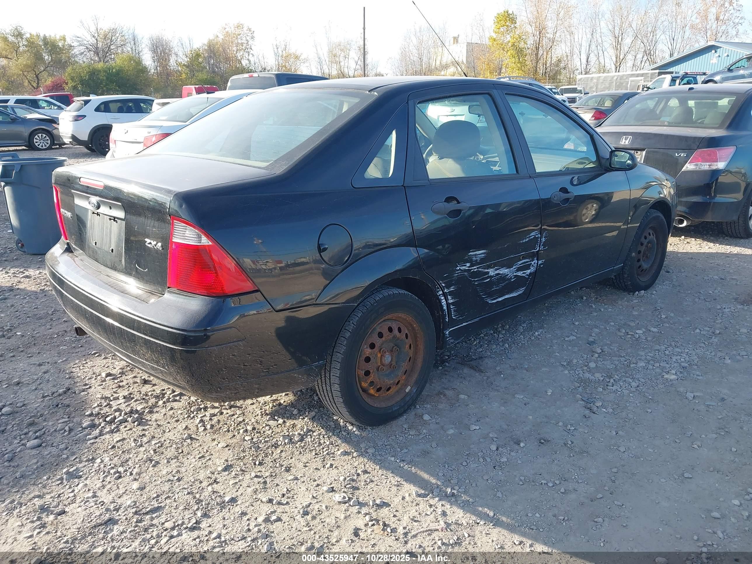 FORD FOCUS image 4