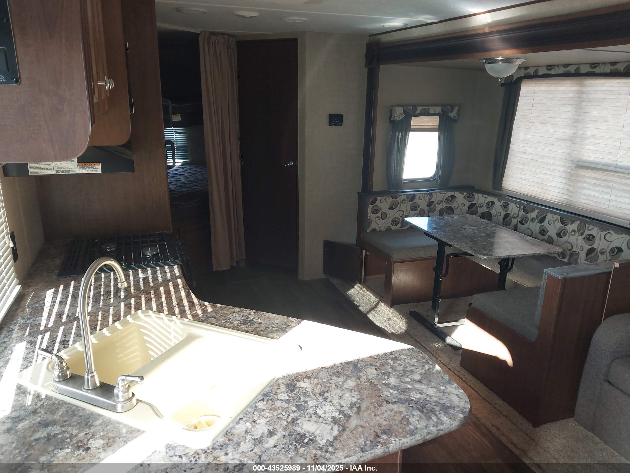 KEYSTONE RV image 5