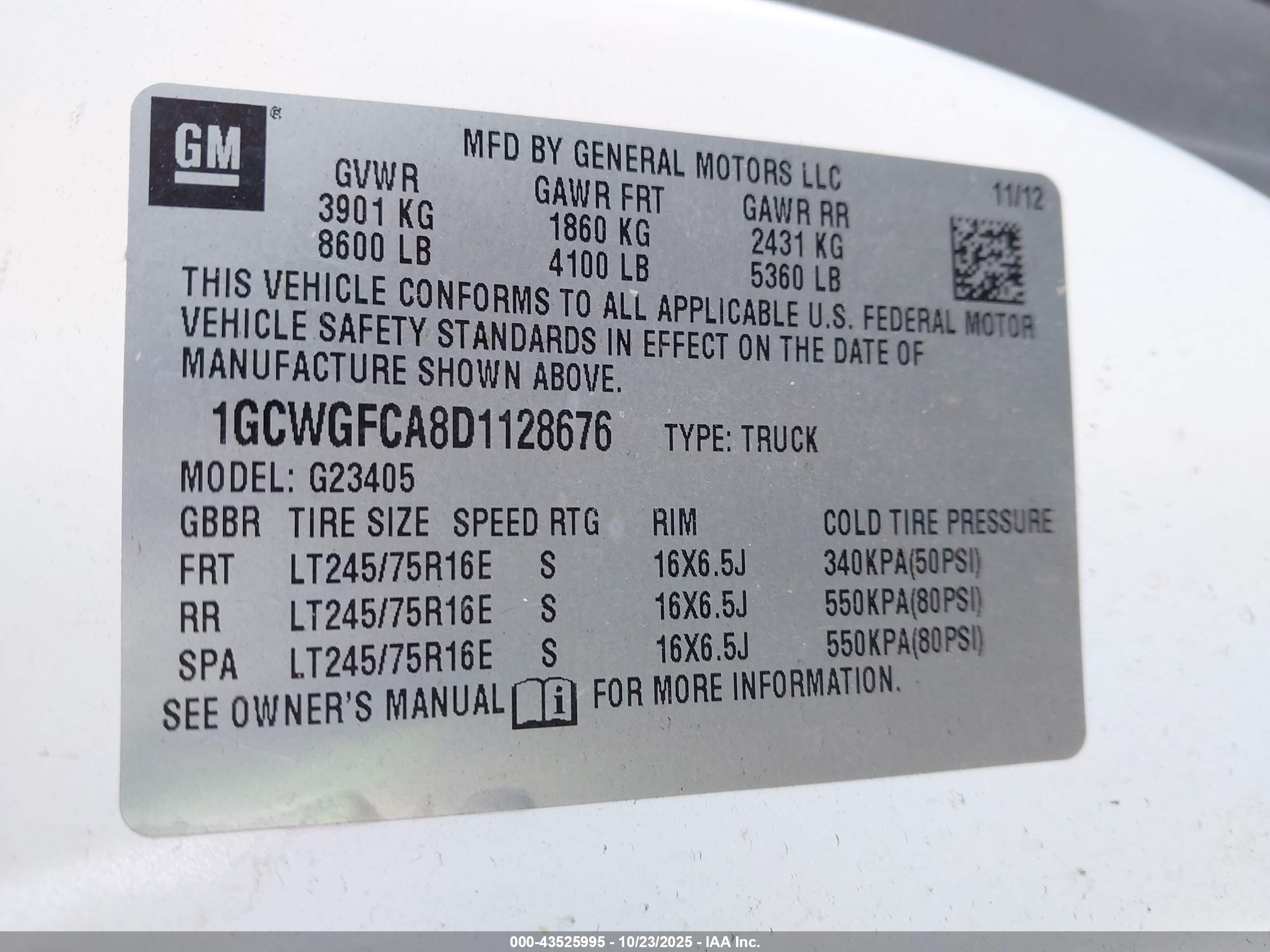 CHEVROLET EXPRESS image 9