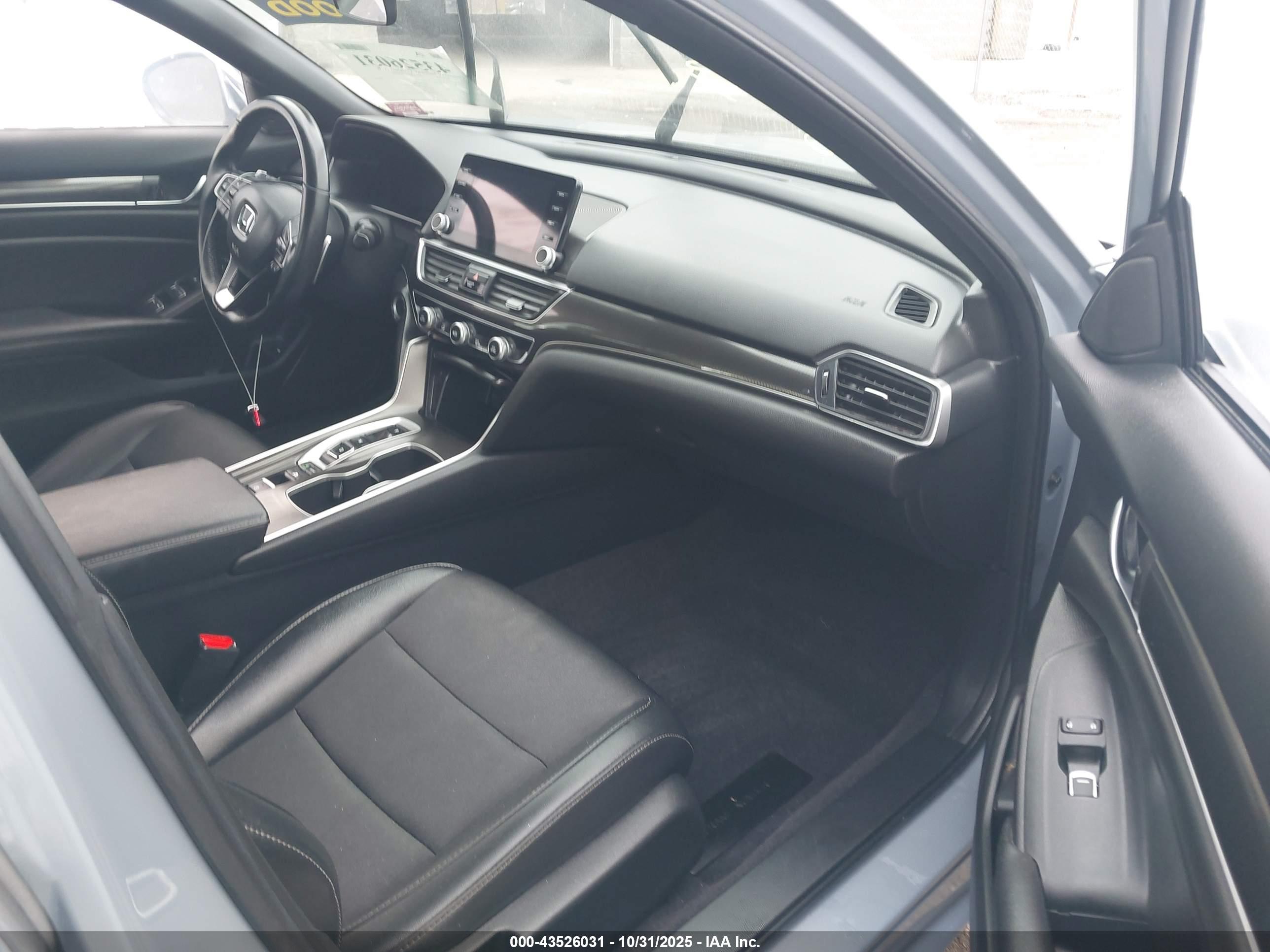 HONDA ACCORD image 5