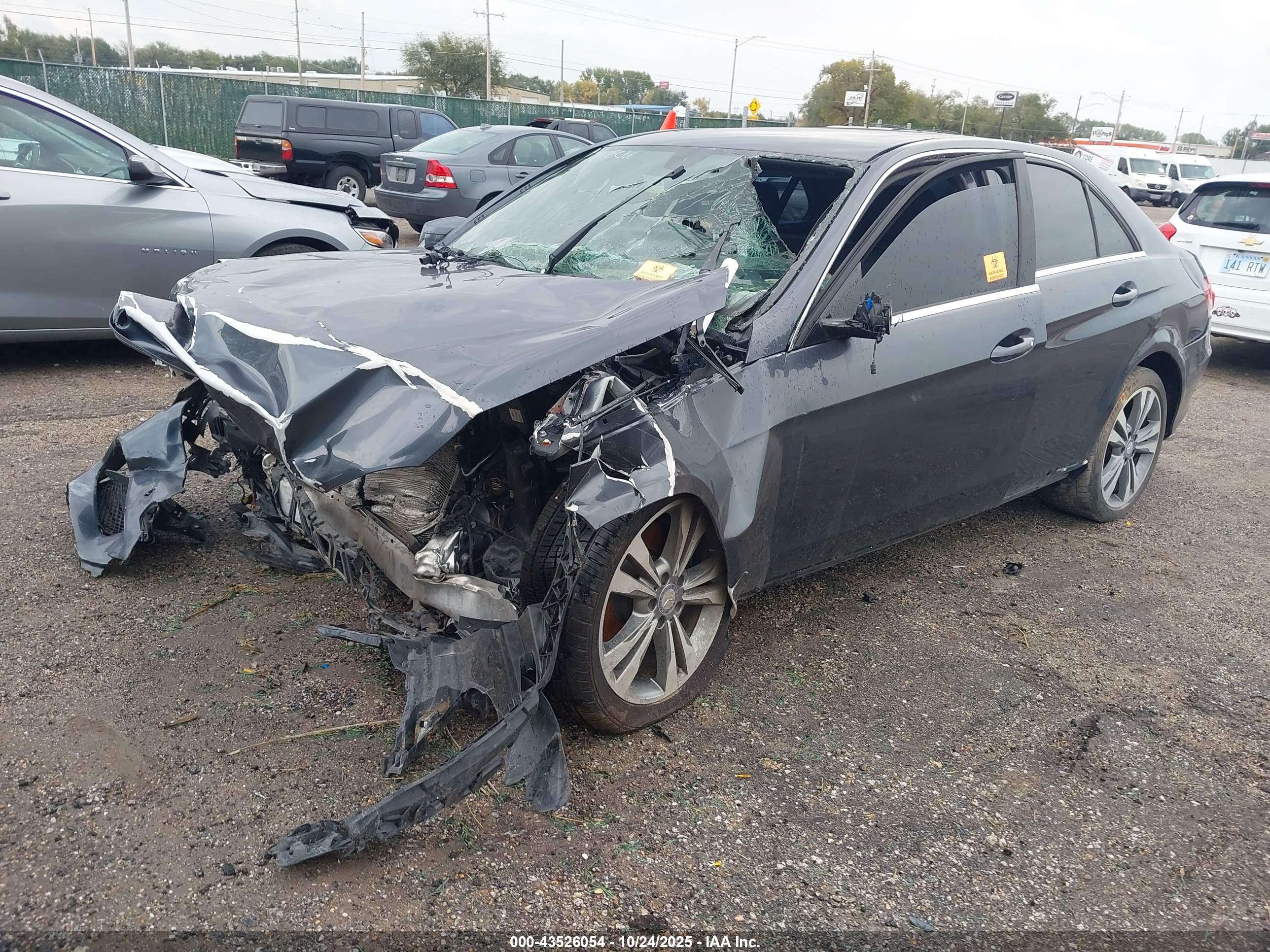 MERCEDES-BENZ E image 2