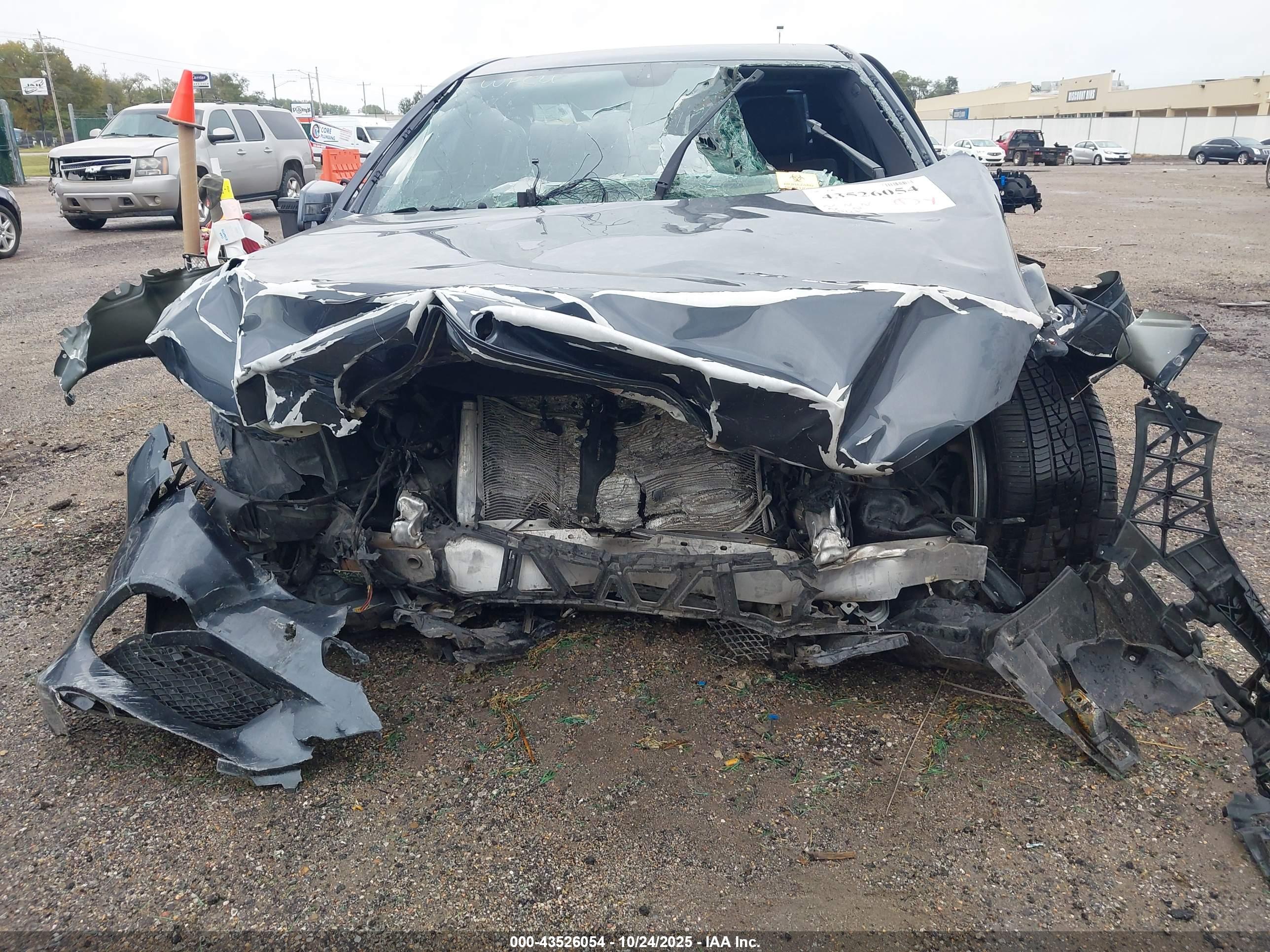 MERCEDES-BENZ E image 6