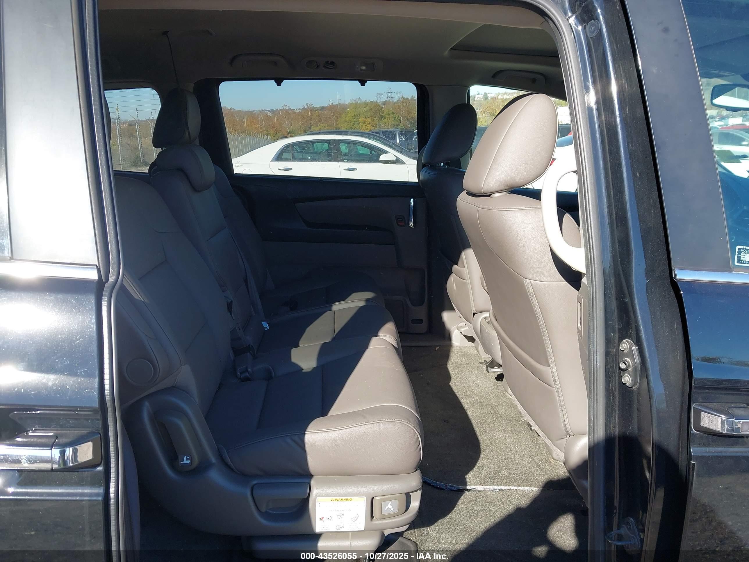 HONDA ODYSSEY image 8