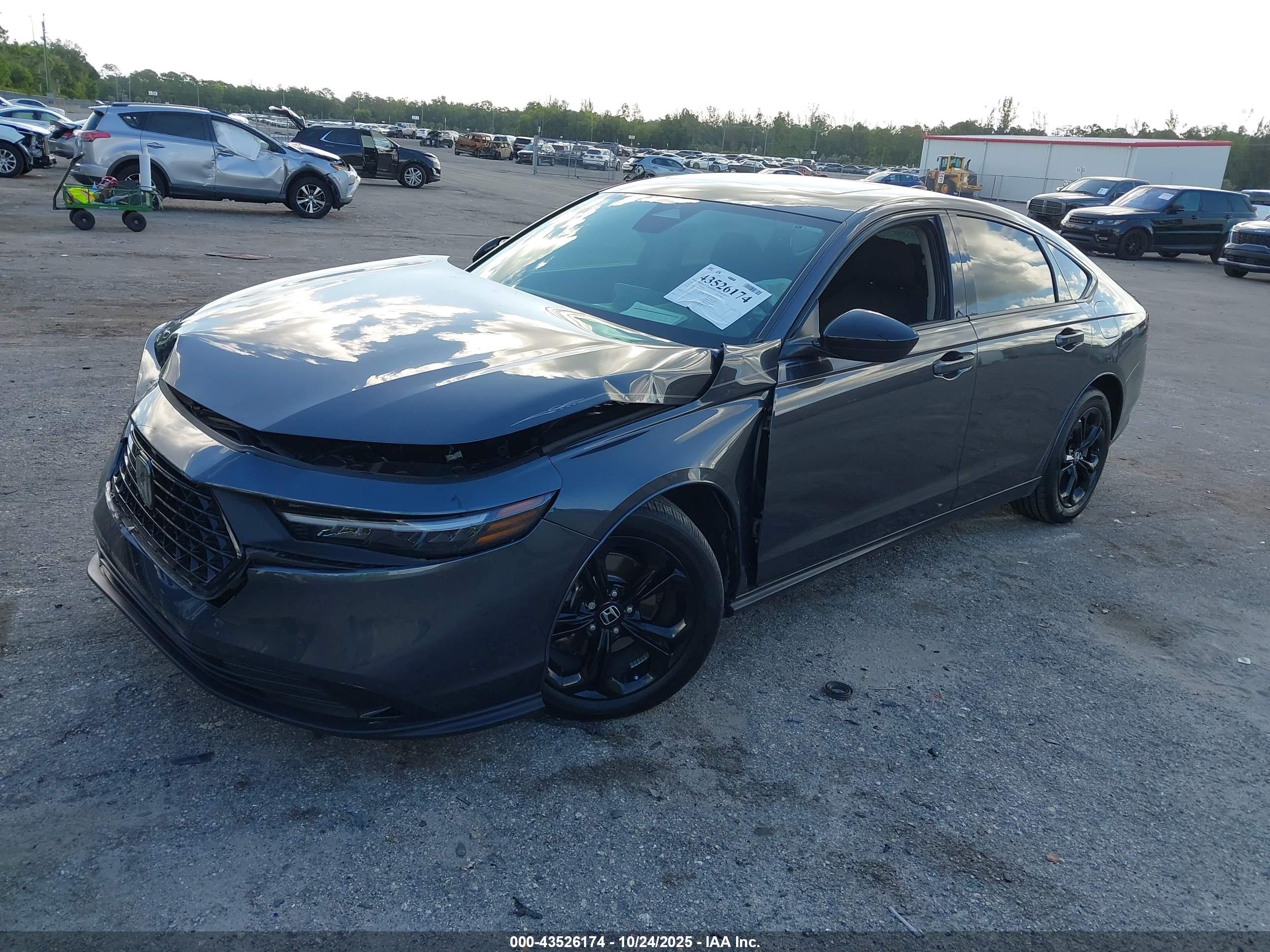 HONDA ACCORD image 2